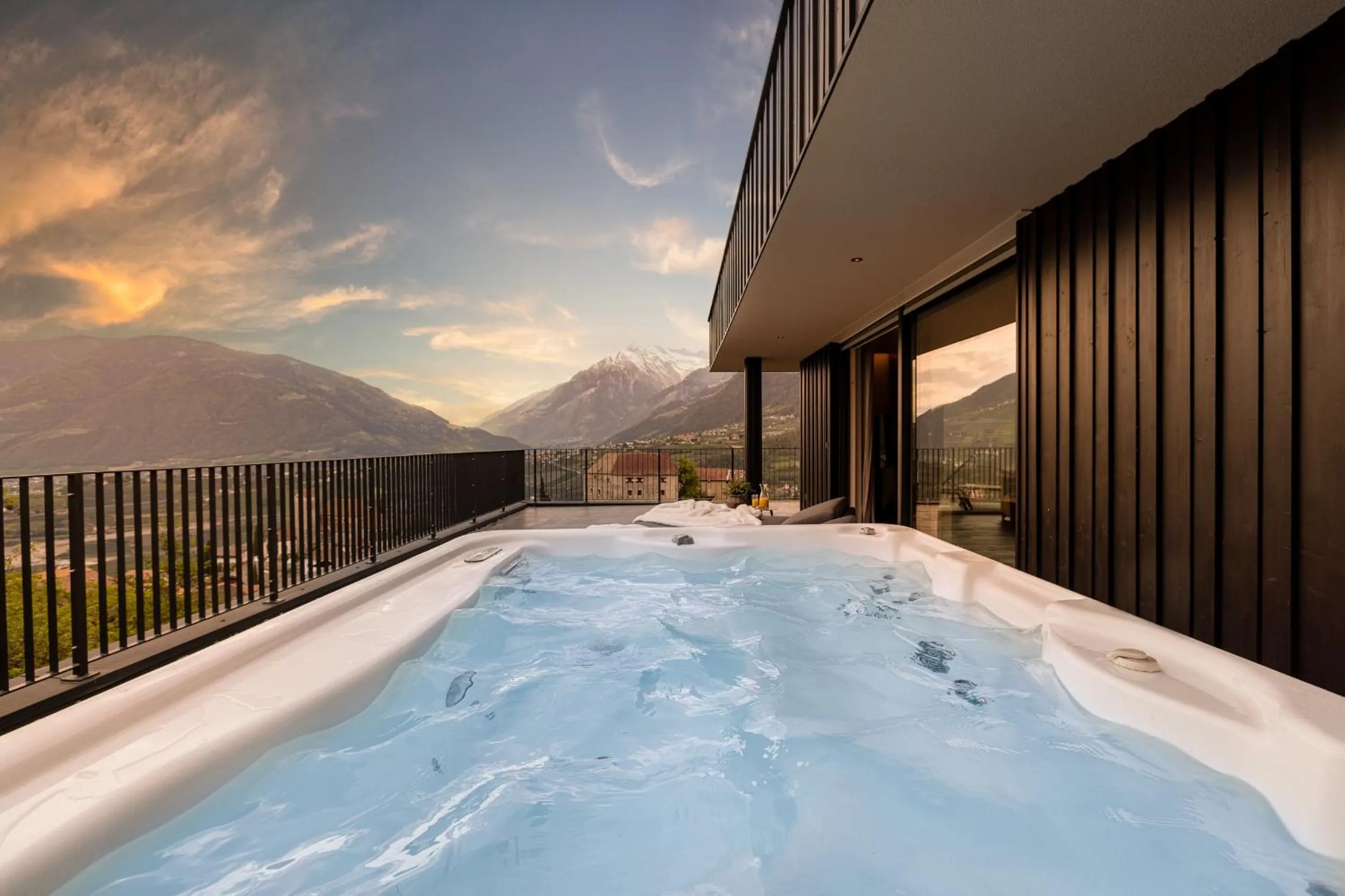 Hot Tub in Hotel Finkenhof - Feel at home