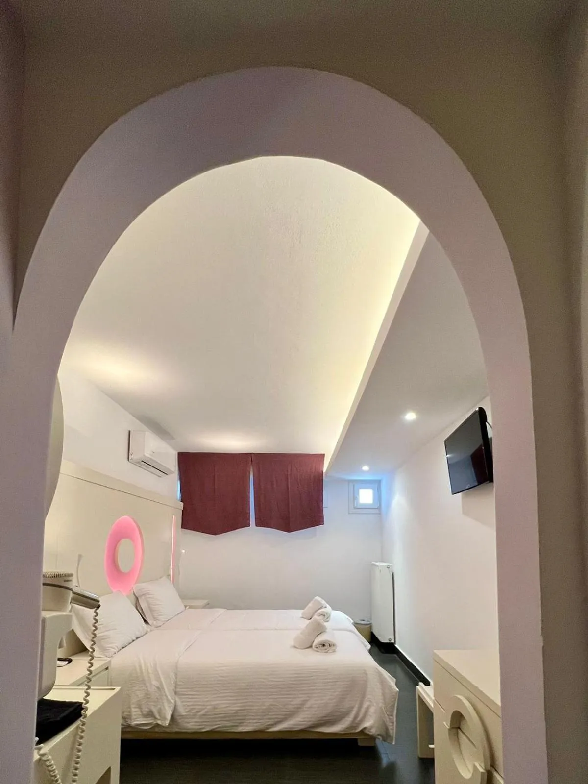 Photo of the whole room in Matogianni Hotel