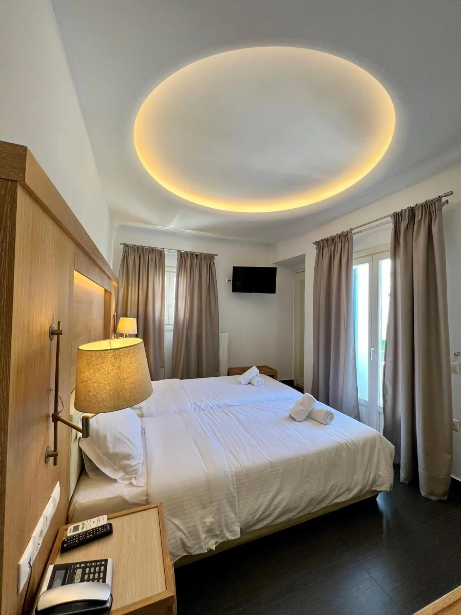 Photo of the whole room in Matogianni Hotel