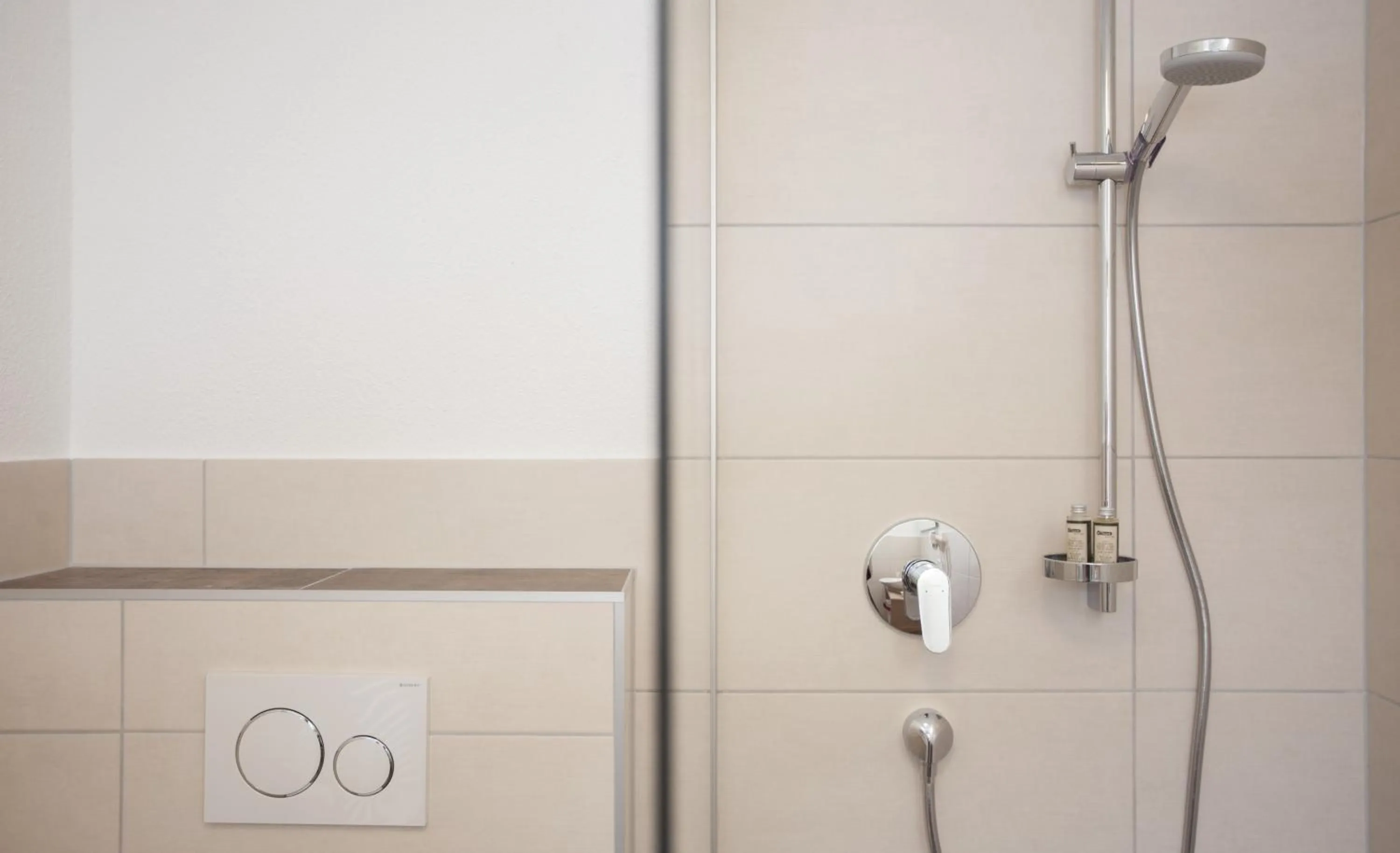 Bathroom in Apart Hotel Arno