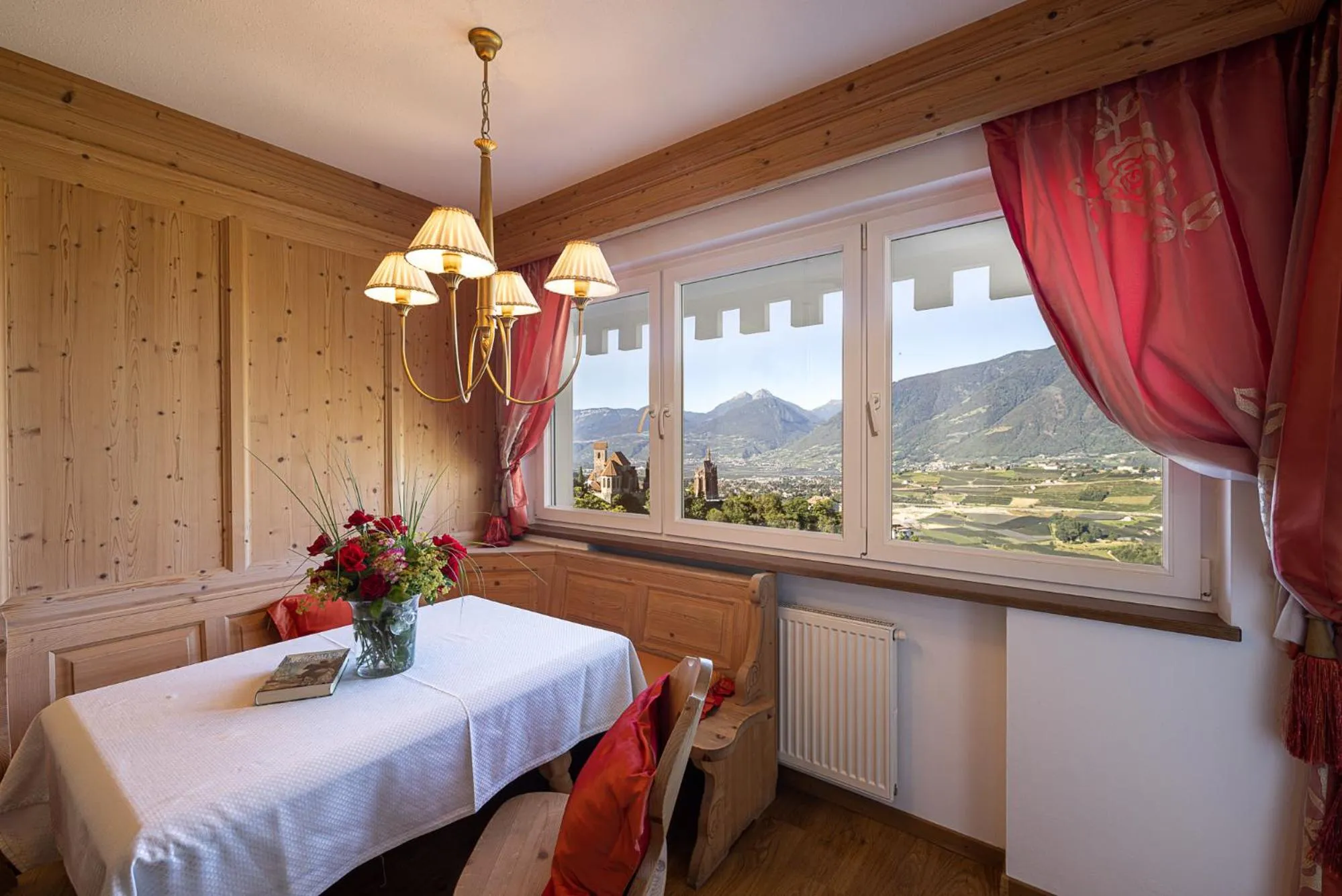 Photo of the whole room in Hotel Finkennest - Panoramic Garden Resort