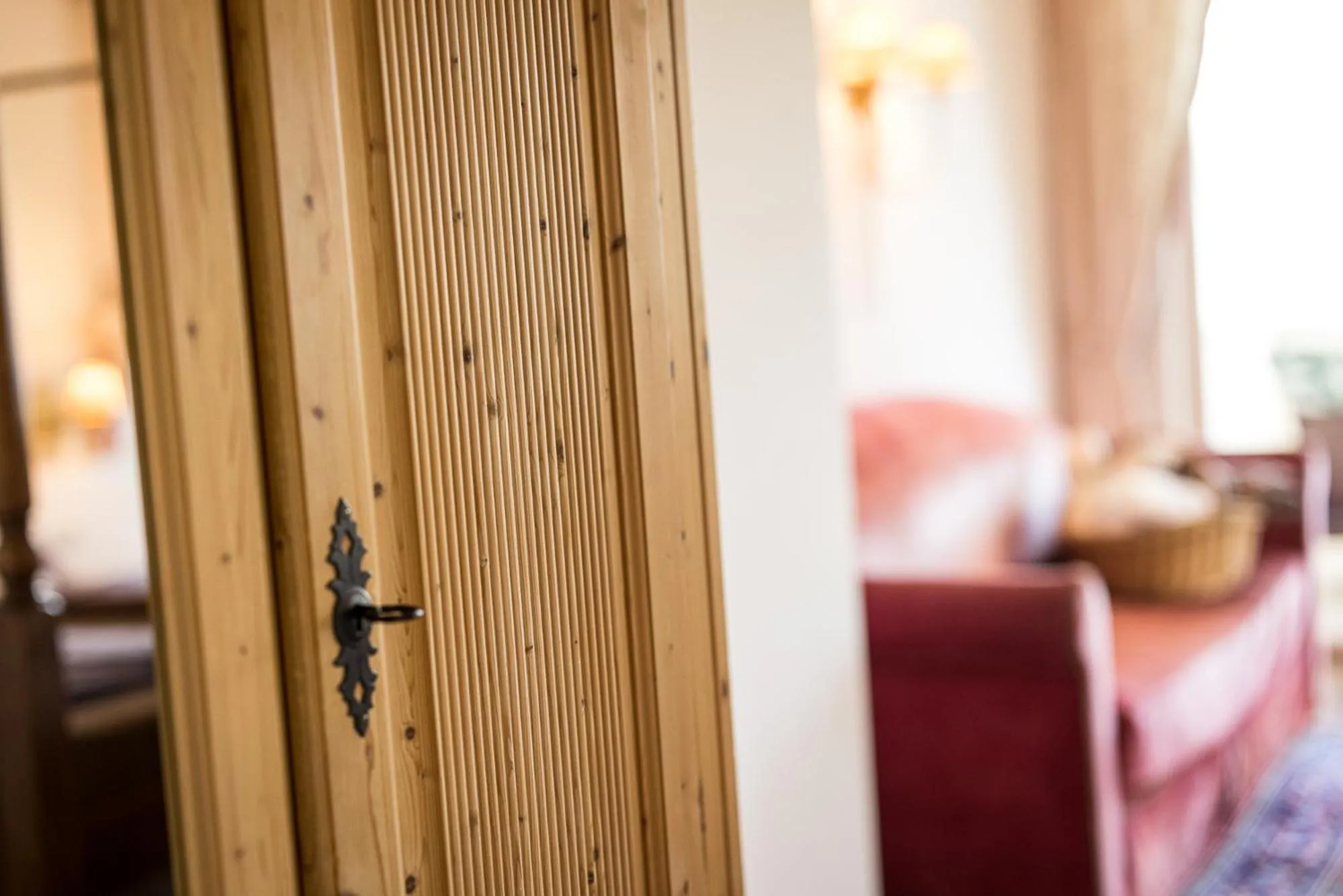 Living room, Bed in Hotel Finkennest - Panoramic Garden Resort