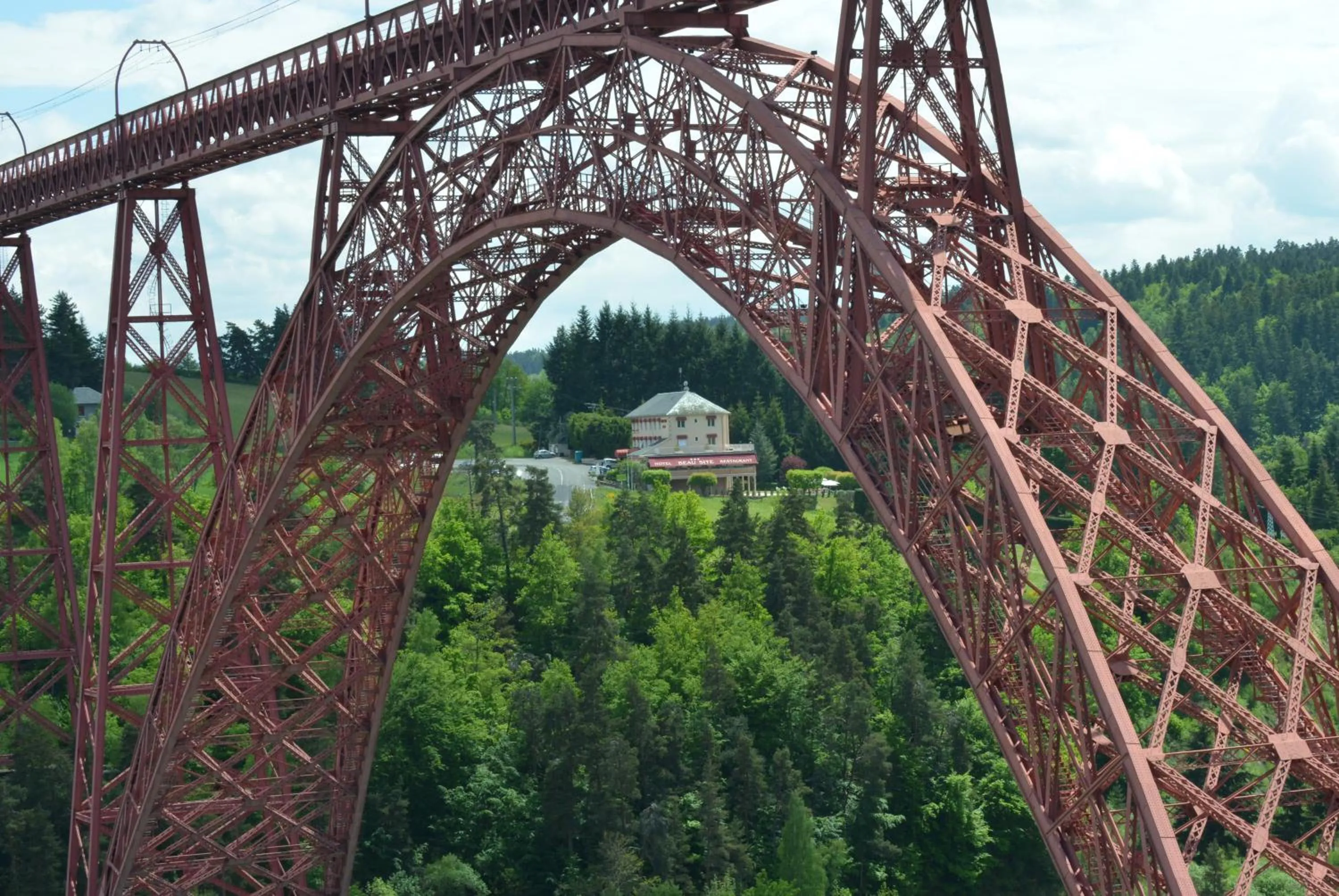 Fishing in Logis Hôtel Beau Site