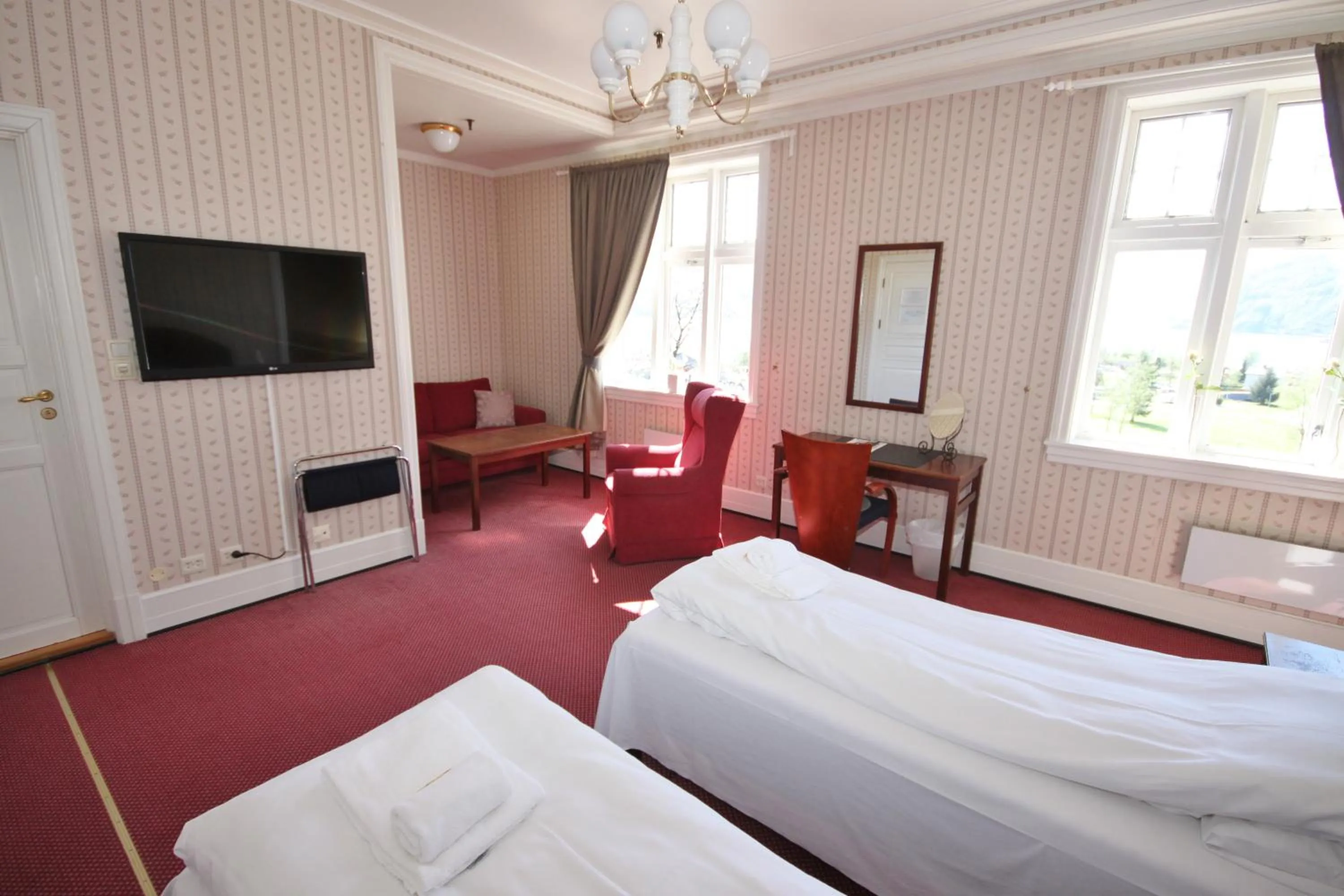 Bedroom in Sauda Fjordhotell