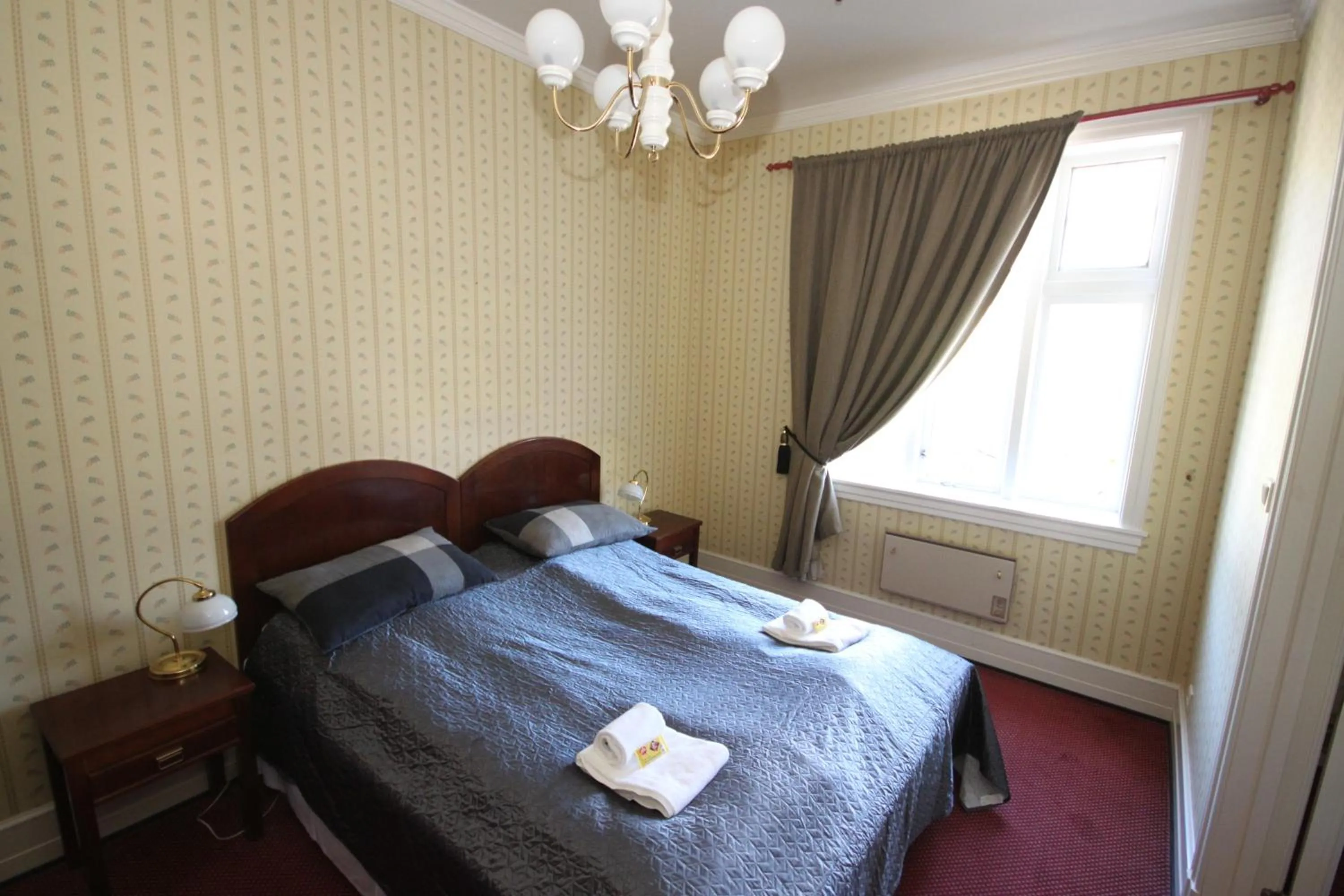 Bedroom in Sauda Fjordhotell