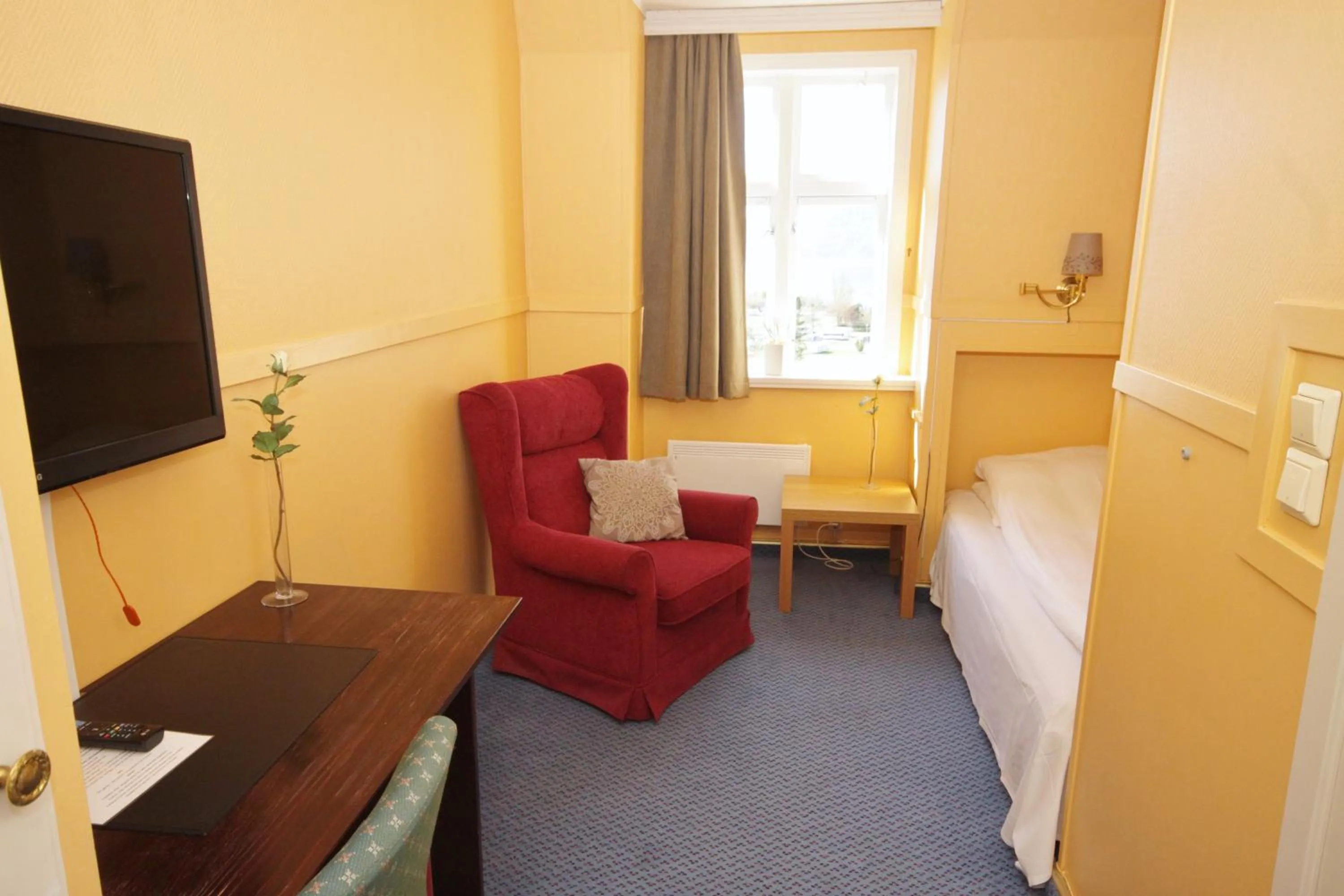 Bedroom in Sauda Fjordhotell