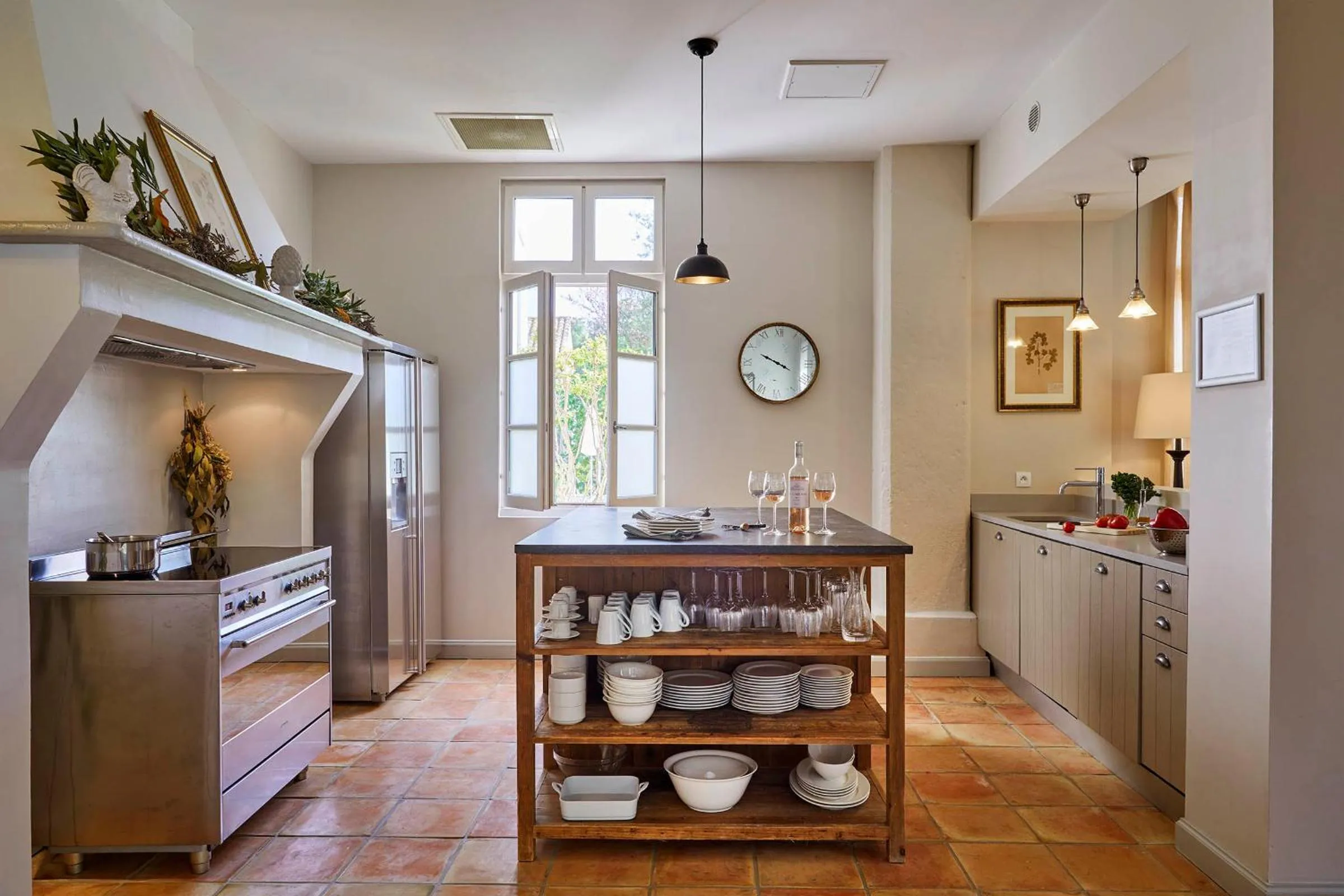 kitchen in Château Les Carrasses