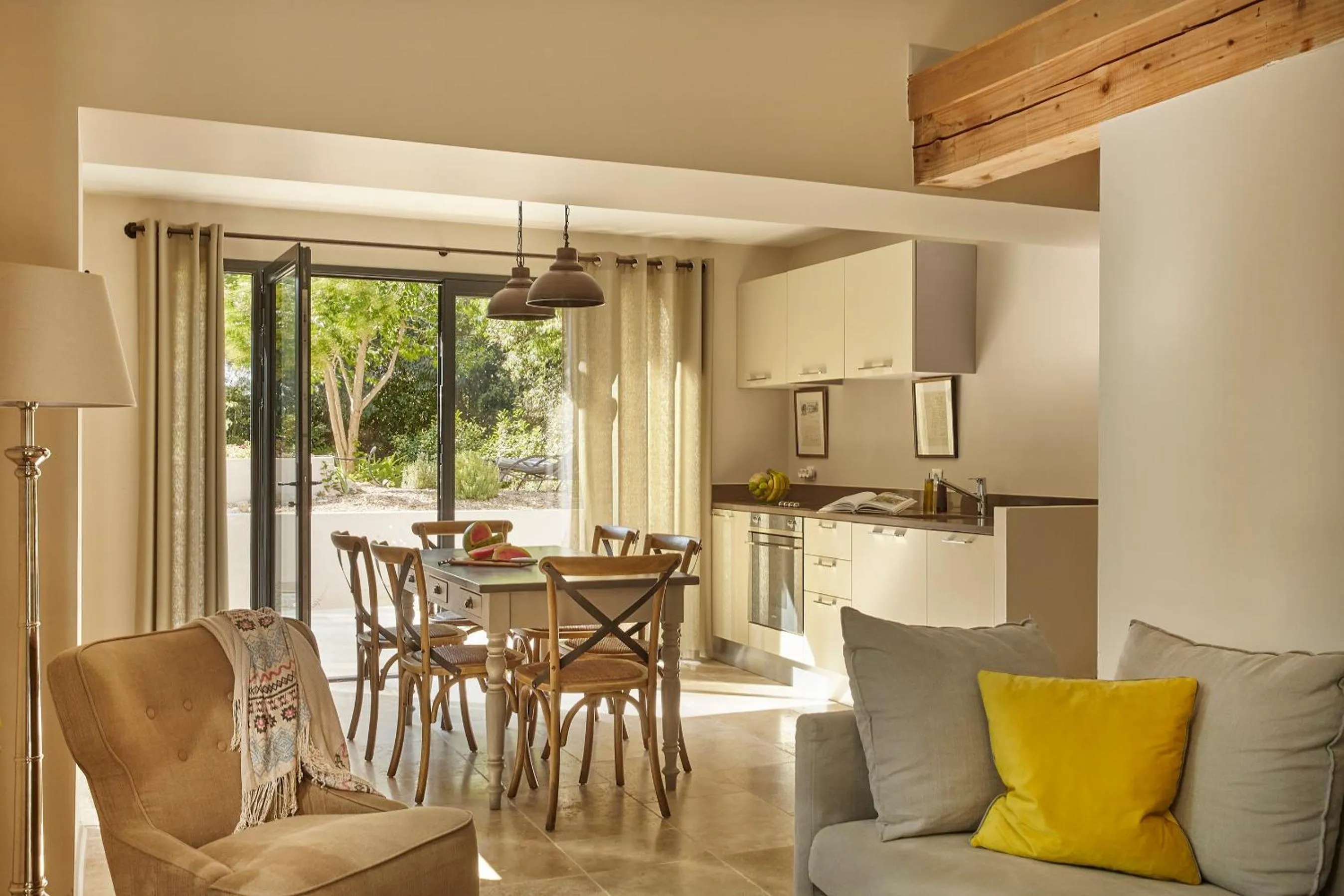Kitchen or kitchenette in Château Les Carrasses