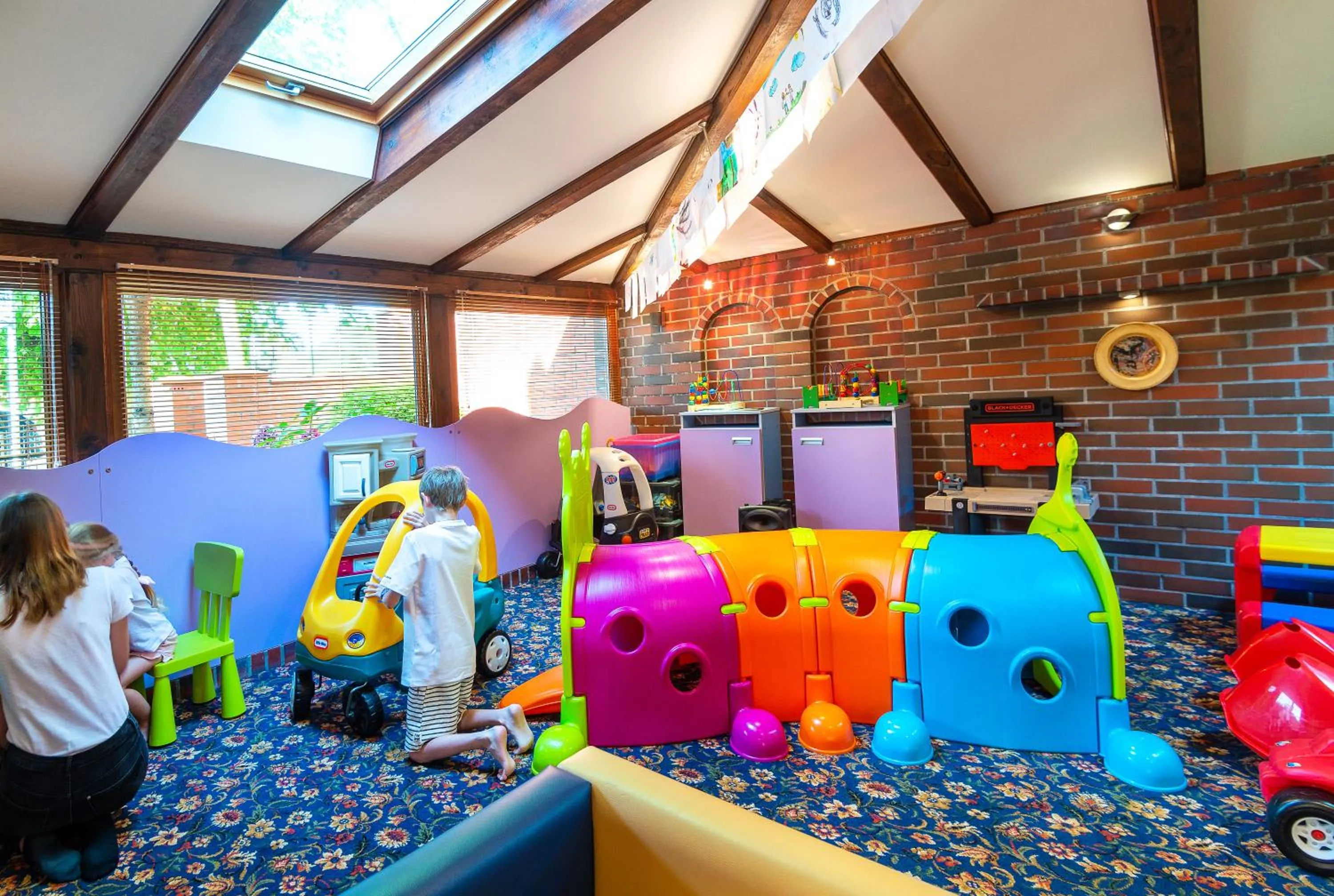 Children play ground in Dworek Morski SPA & Wellness