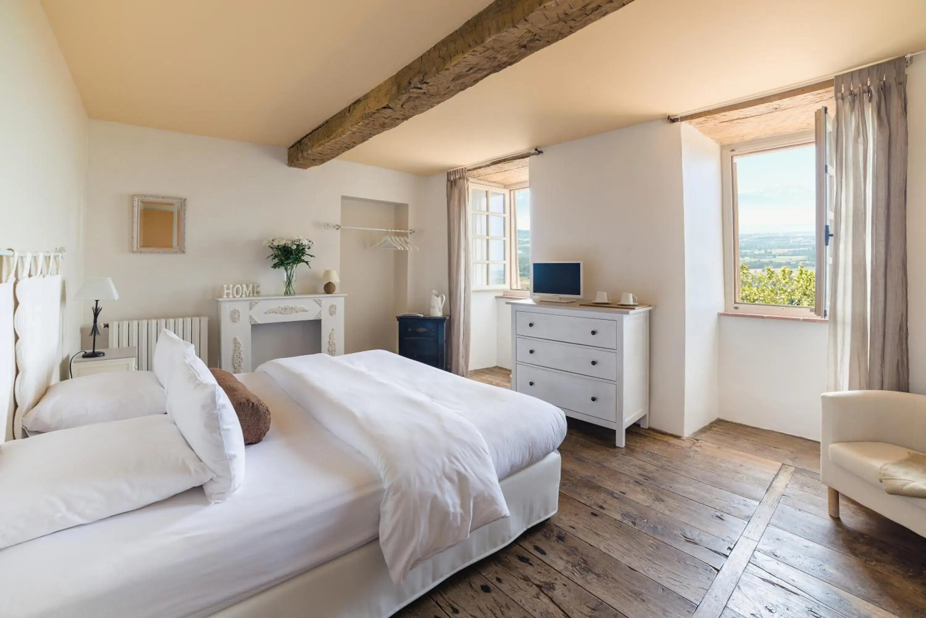 Family Suite in Cap de Castel Family Suite in Cap de Castel