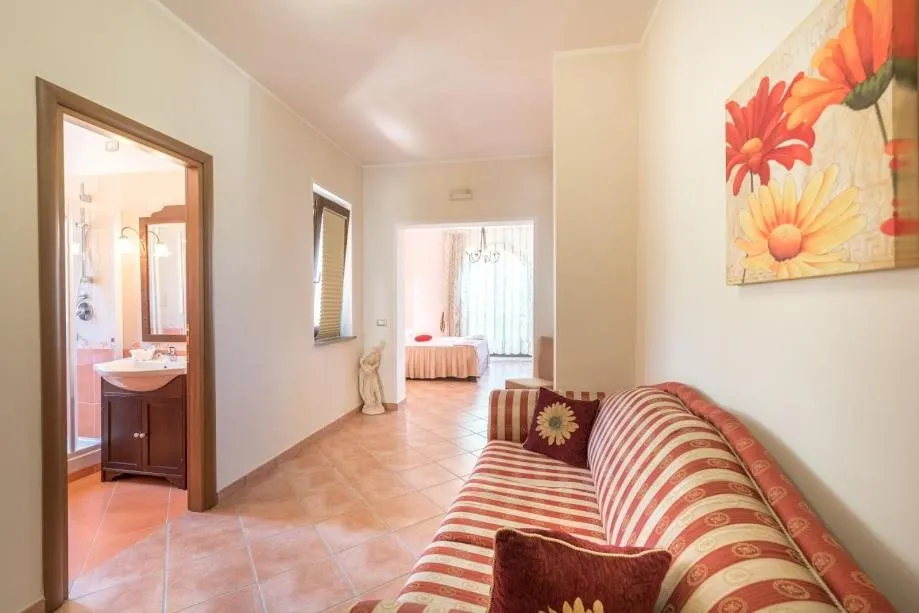 Bedroom, Bed in Villa Le Torrette