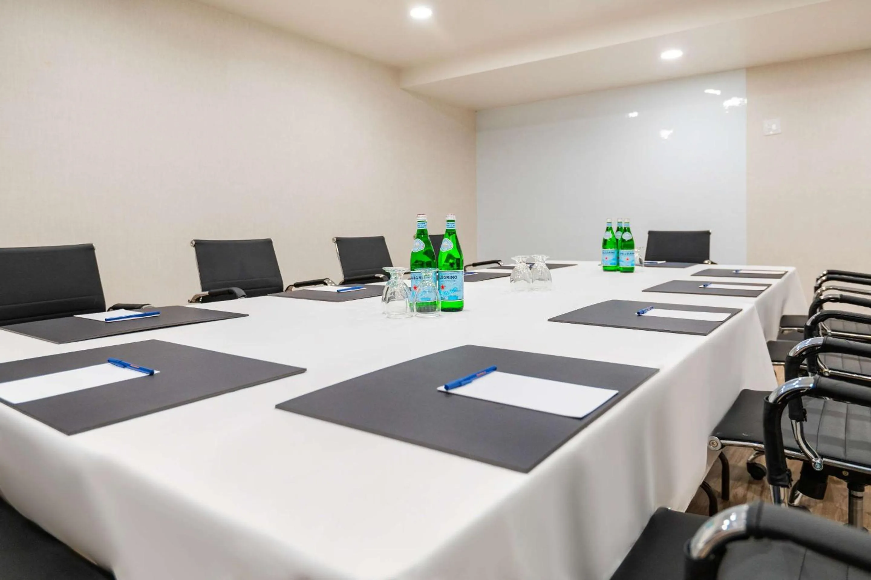Meeting/conference room in Comfort Inn & Suites