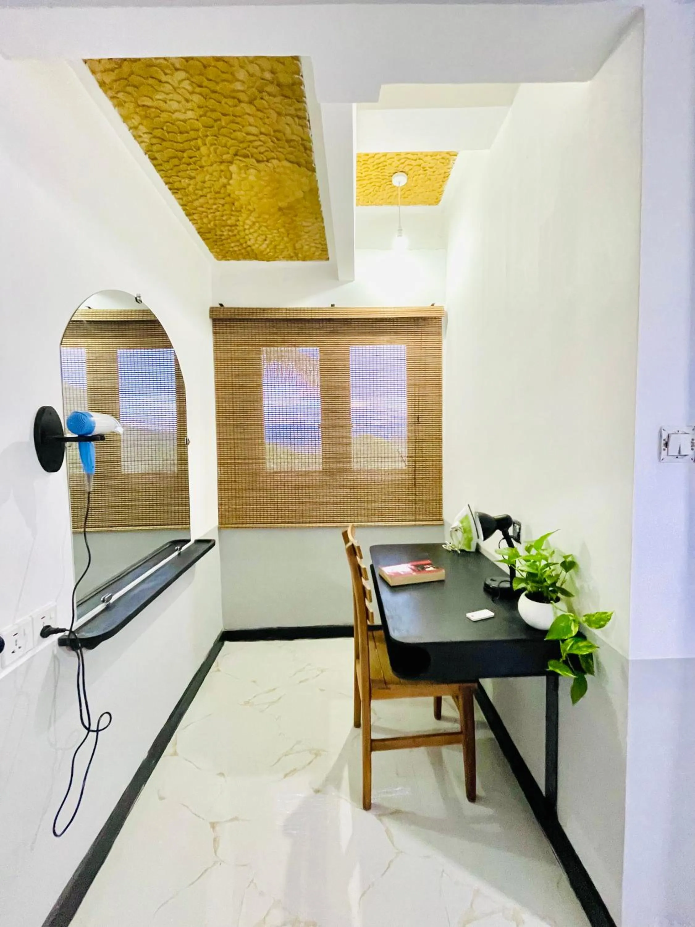 flat iron in Royal Mount Ella