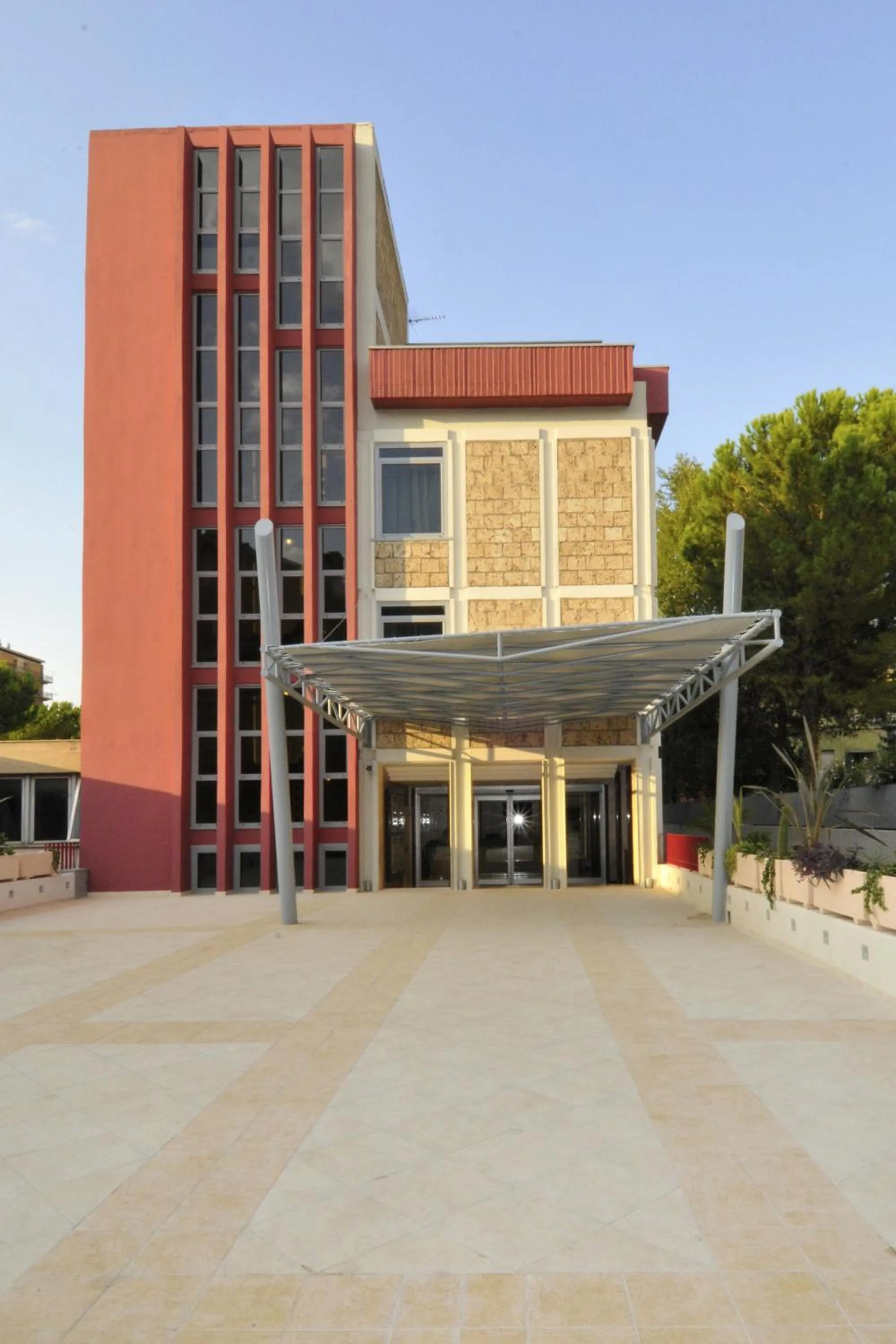 Facade/entrance in Residence Diamanterosso