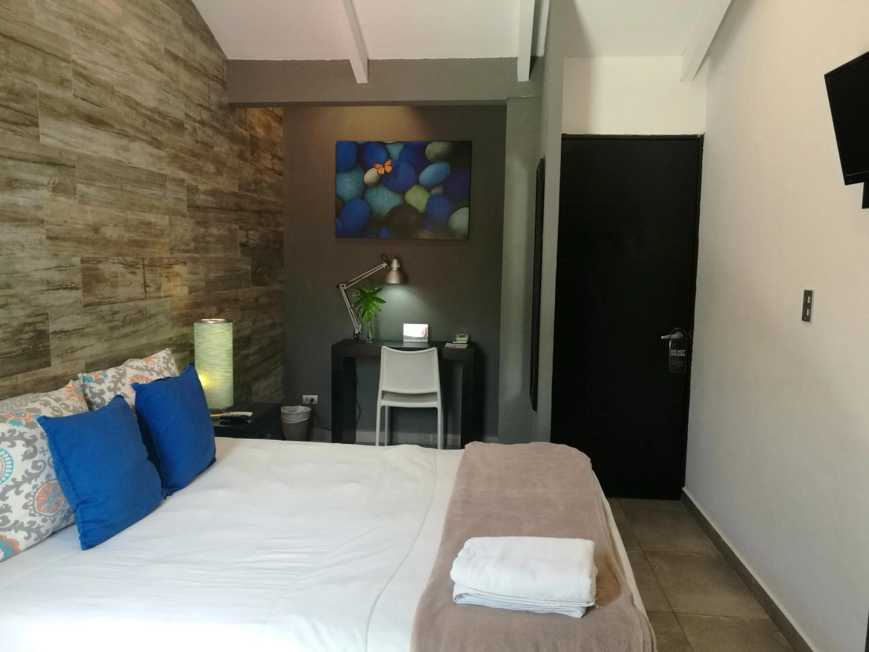 Bedroom, Bed in Hotel Boutique Valverde Santa Elena