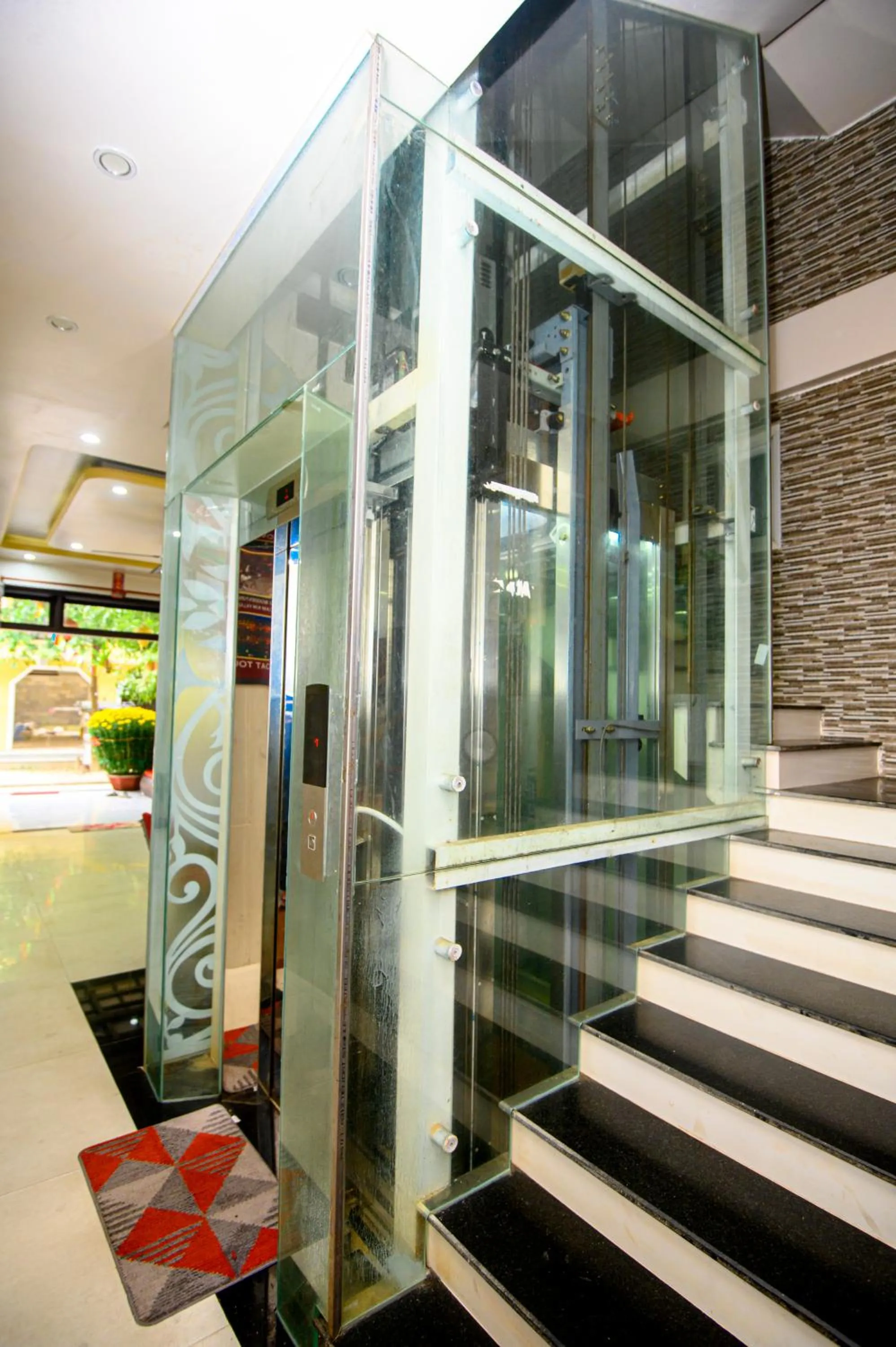 elevator in Rockmouse Centre River Villa Hoi An