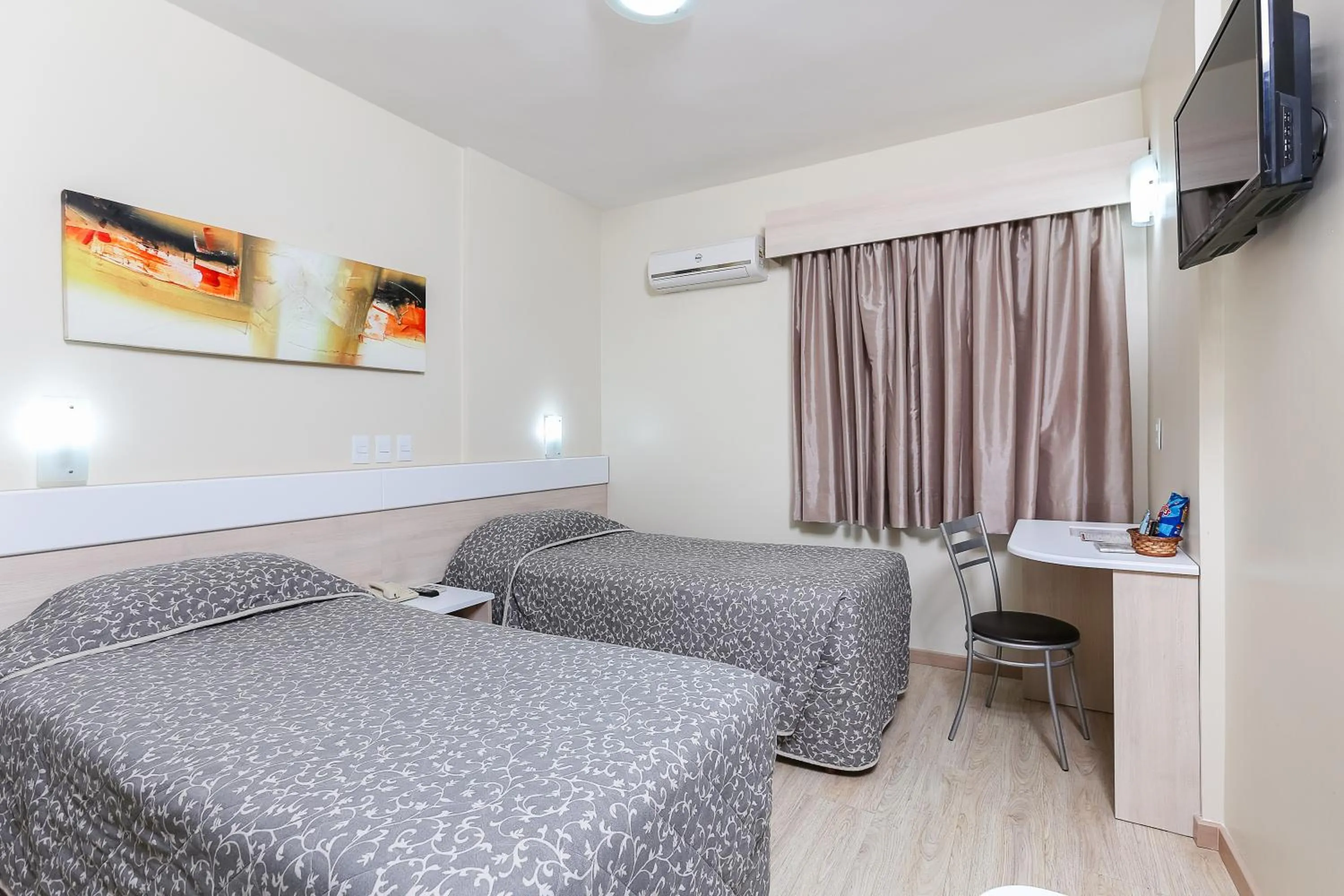 Bed in Hotel Express Aeroporto