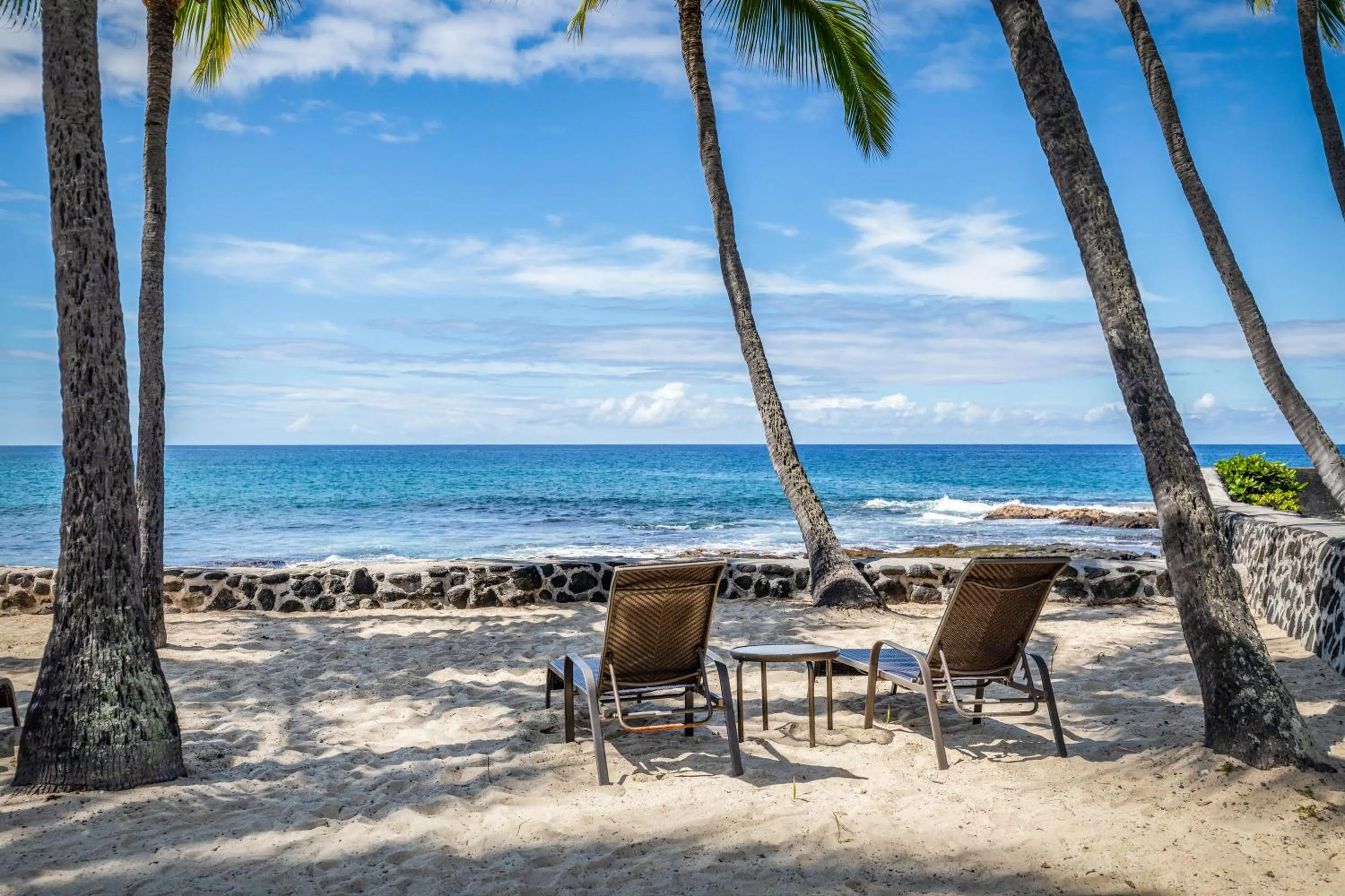 Day in Aston Kona By The Sea