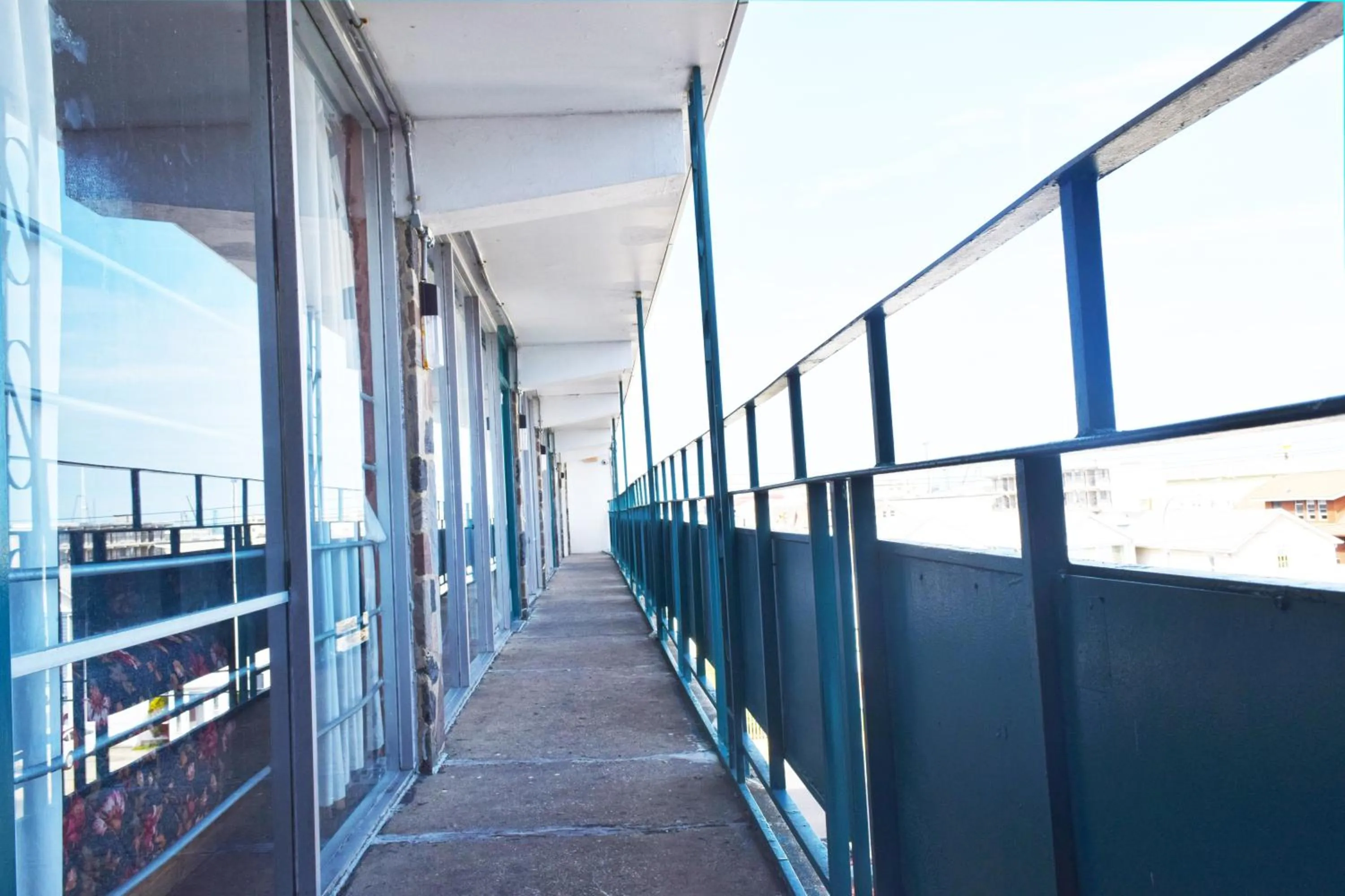 Balcony/Terrace in Skyview Manor Motel