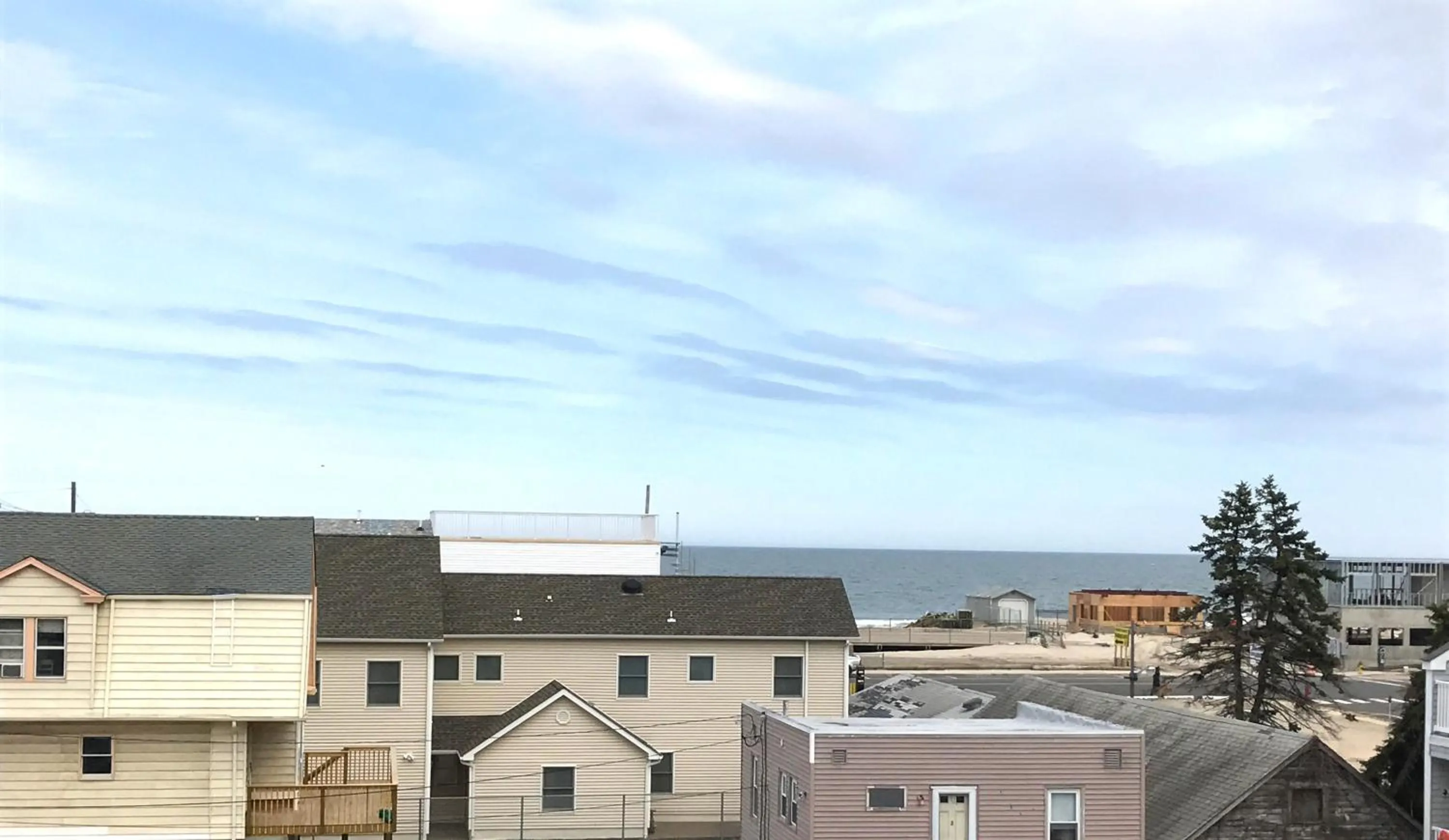 Day in Skyview Manor Motel