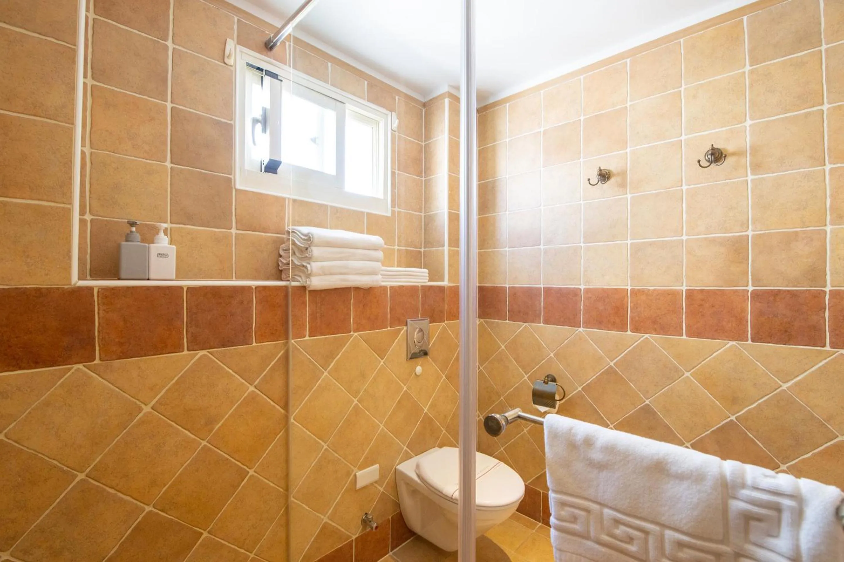 Bathroom in OwlStay The Salt