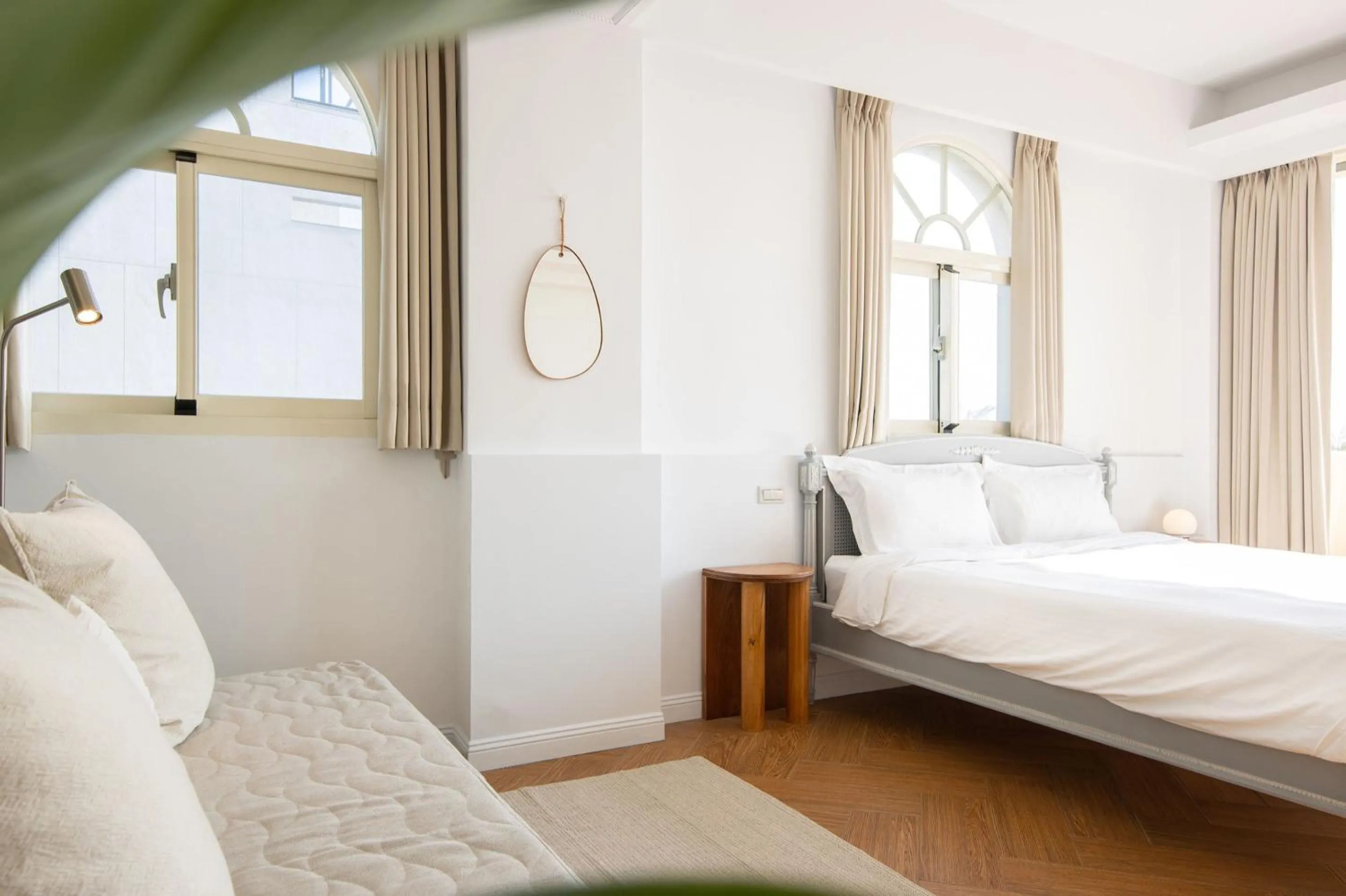 Photo of the whole room, Bed in OwlStay The Salt