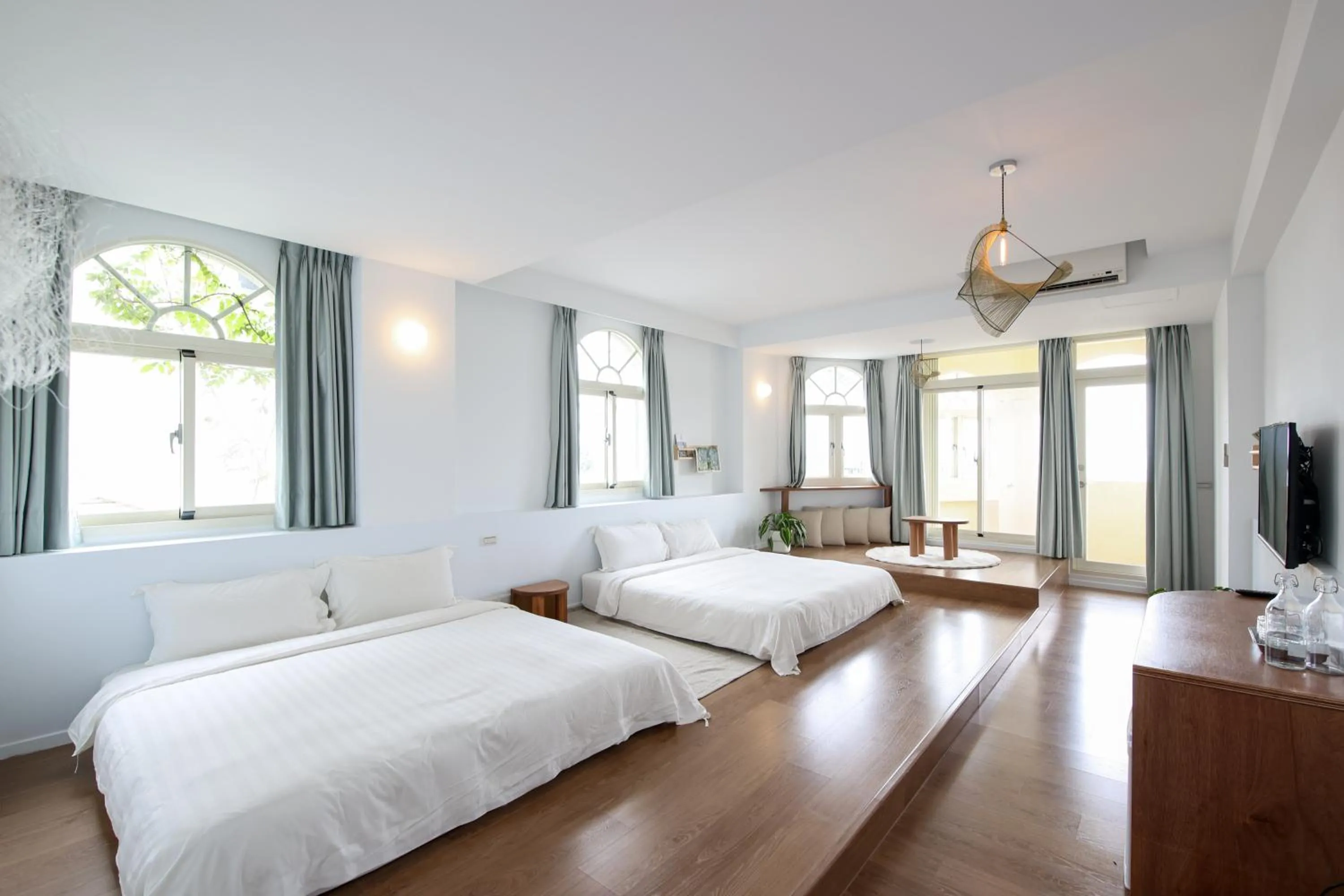 Photo of the whole room, Bed in OwlStay The Salt