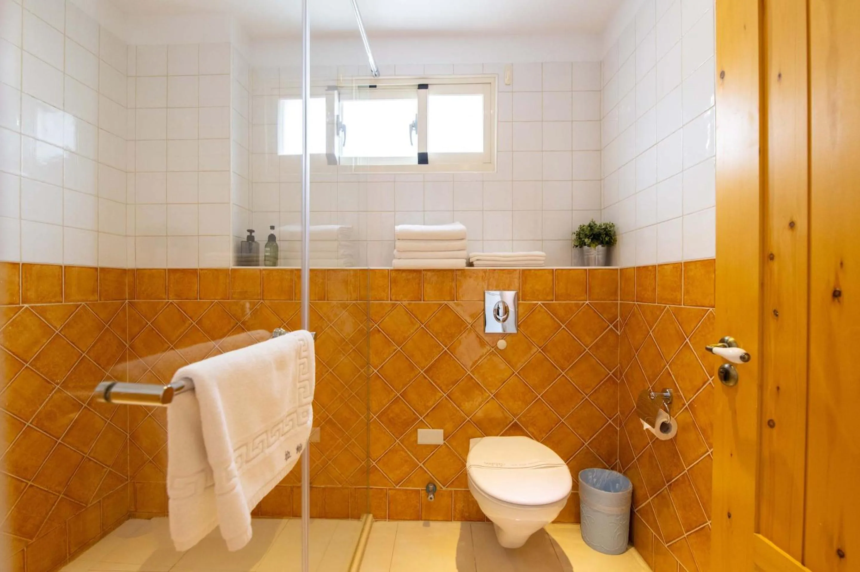 Bathroom in OwlStay The Salt