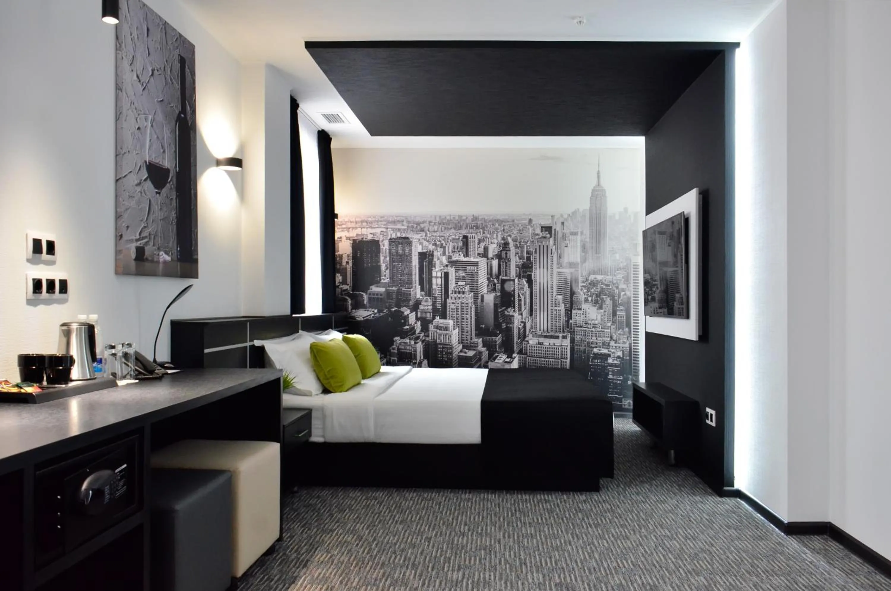 TV and multimedia, Bed in Art Hotel Bishkek