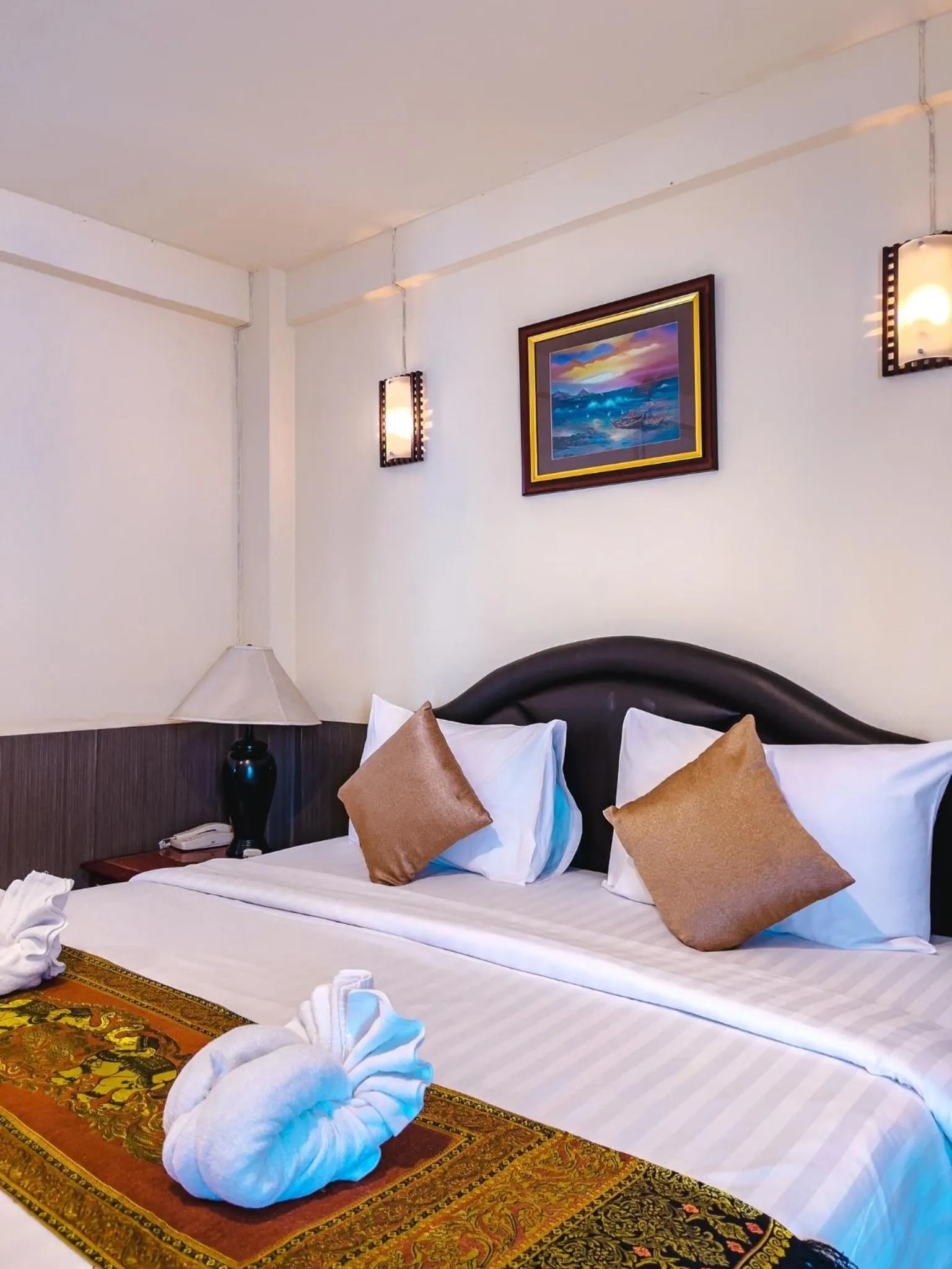 Bedroom, Bed in Baik Suite