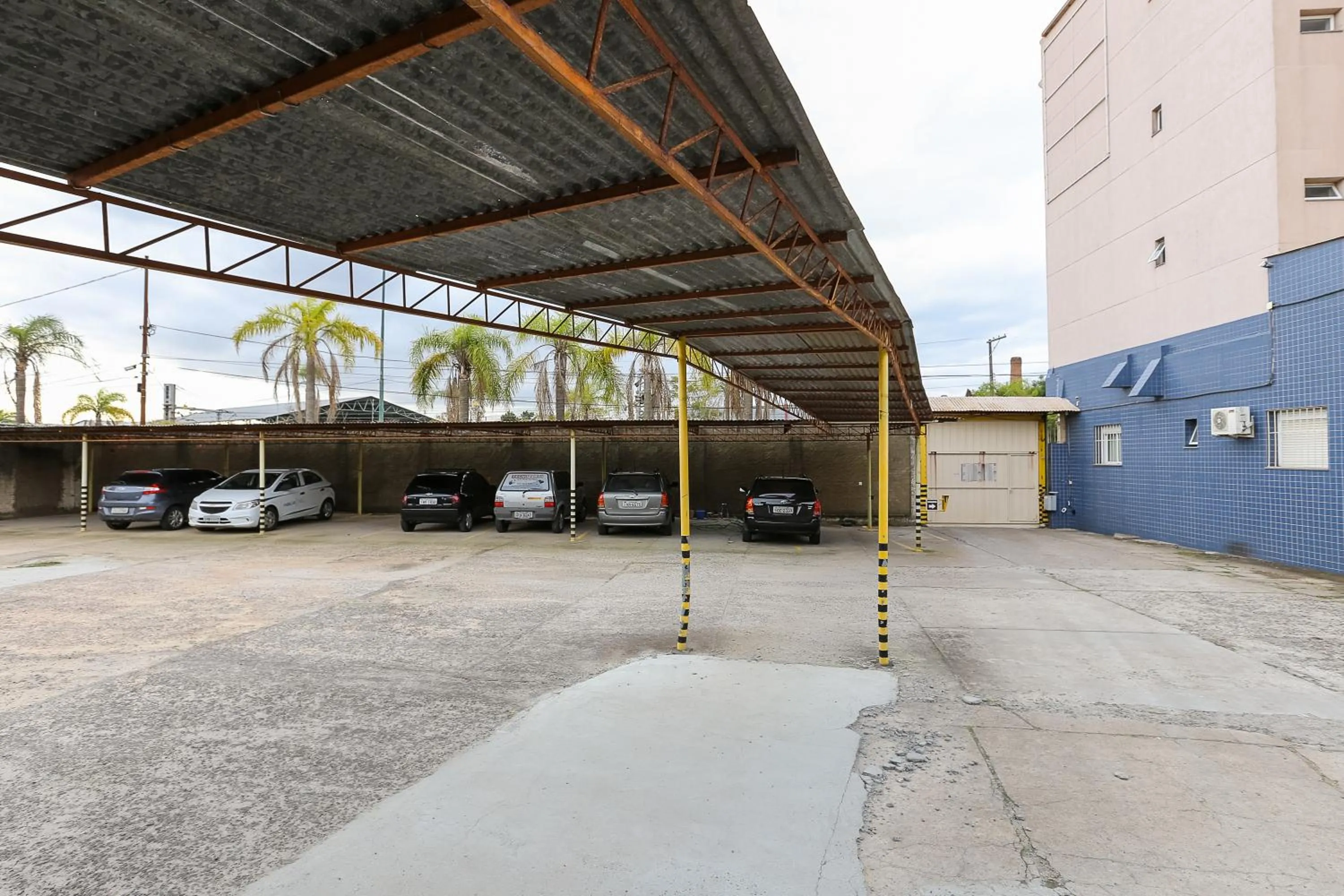 Property building in Hotel Expressinho Aeroporto