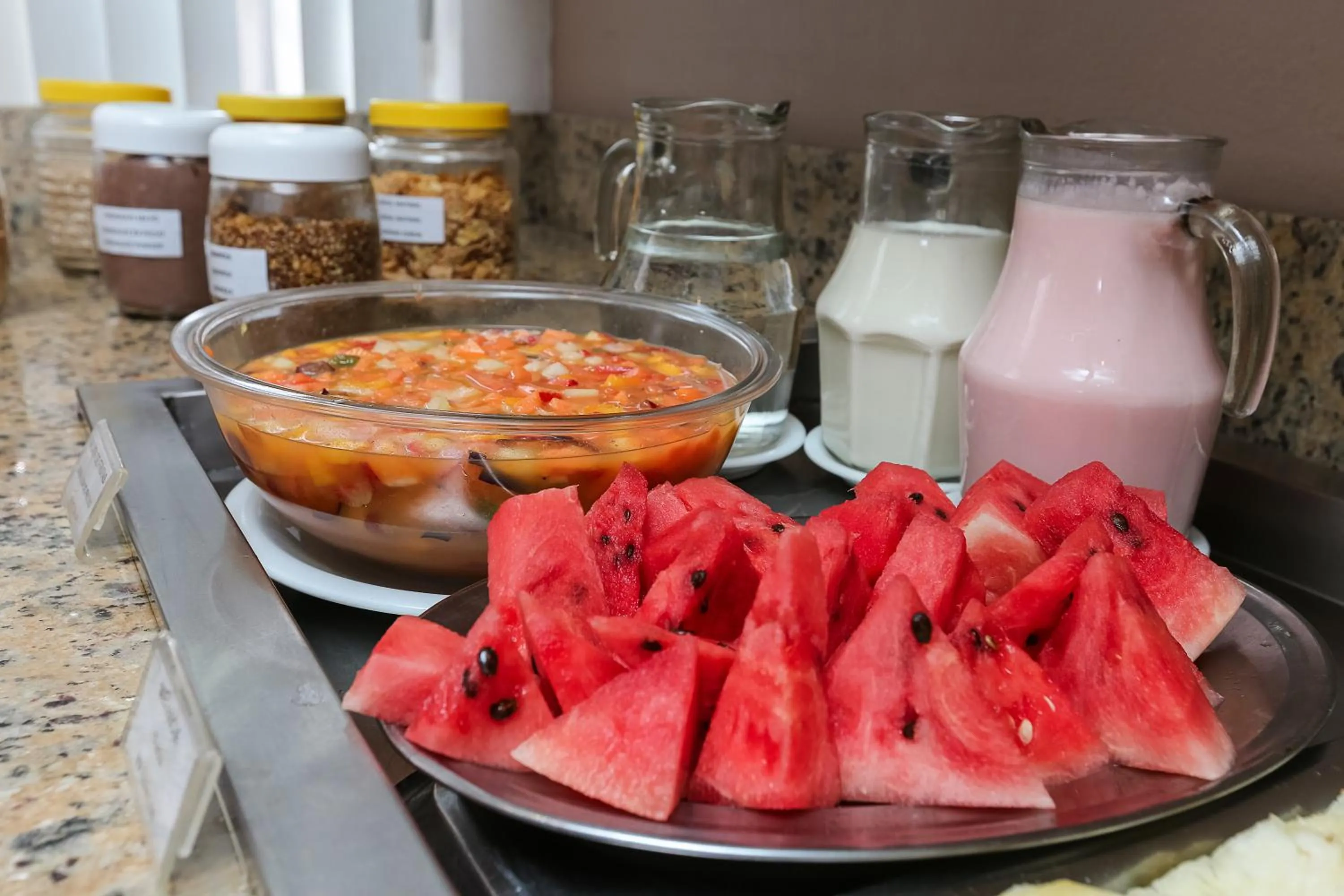 Restaurant/places to eat in Hotel Expressinho Aeroporto