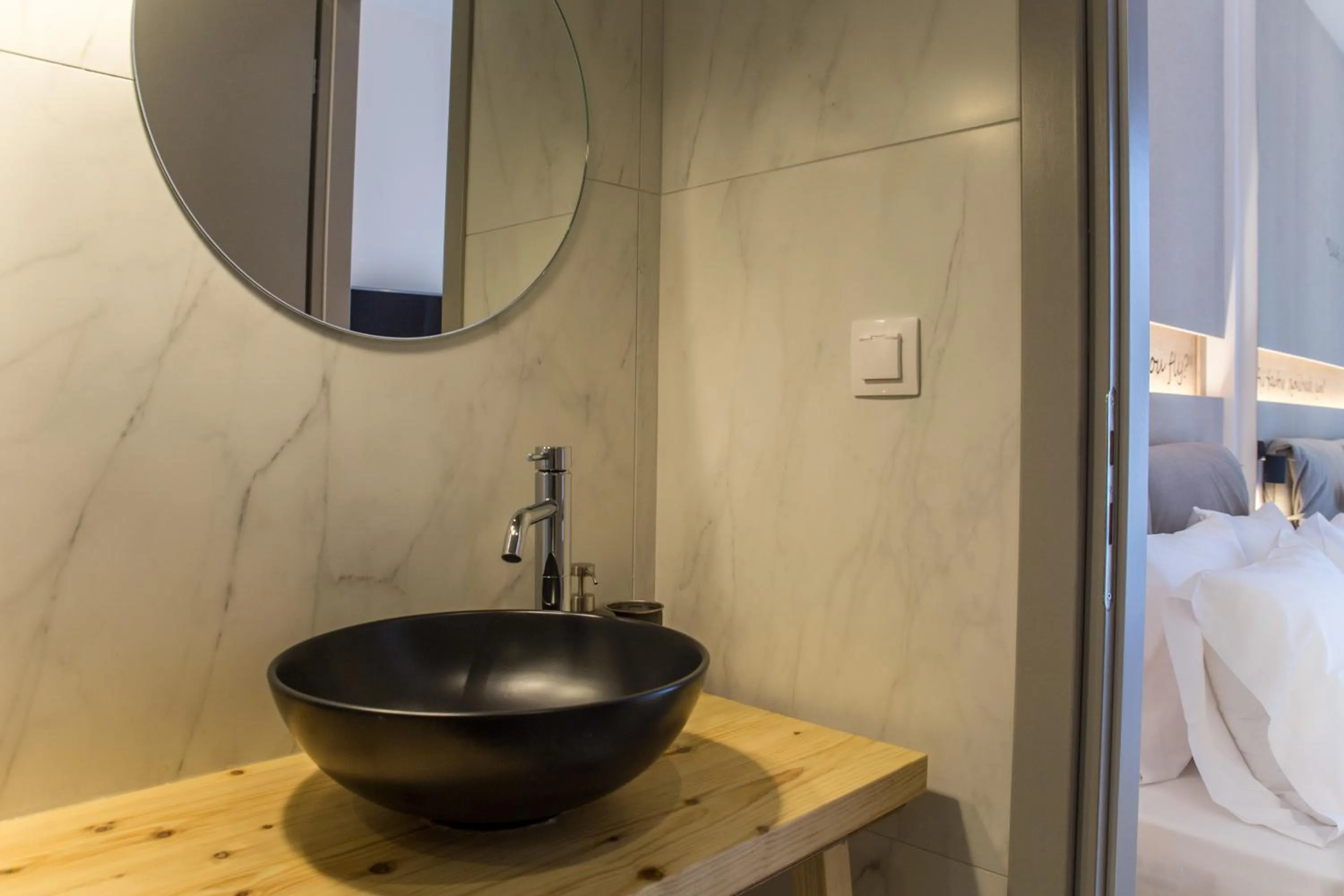 Bathroom, Bed in Athens Life