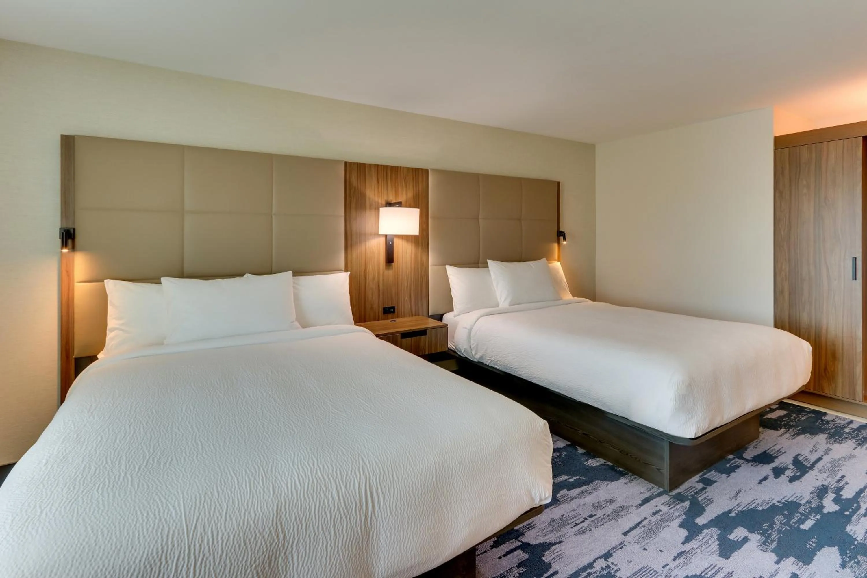 Bedroom, Bed in Fairfield Inn & Suites by Marriott Atlanta Fairburn