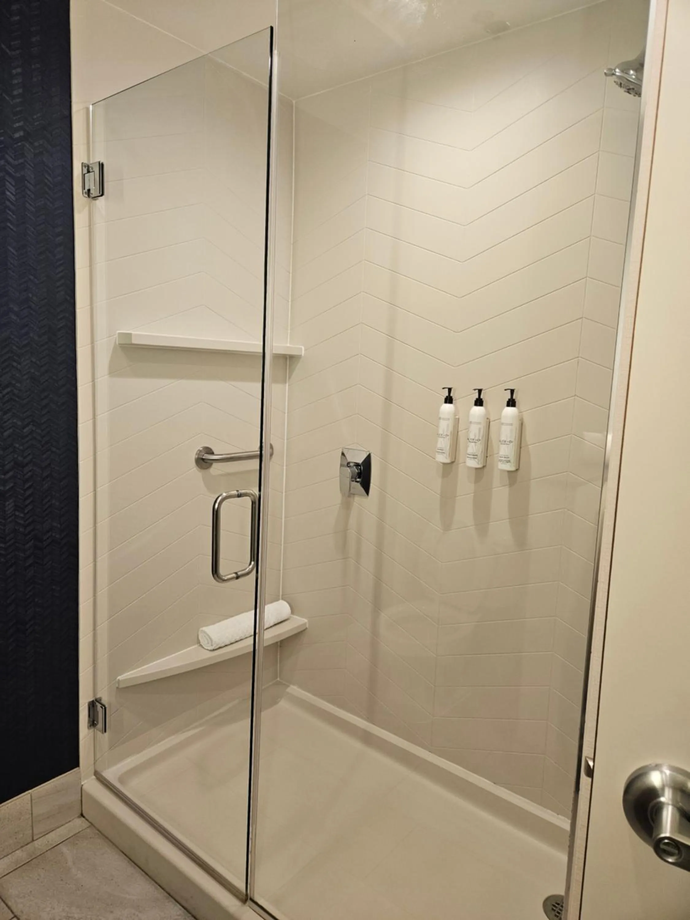Shower in Fairfield Inn & Suites by Marriott Athens