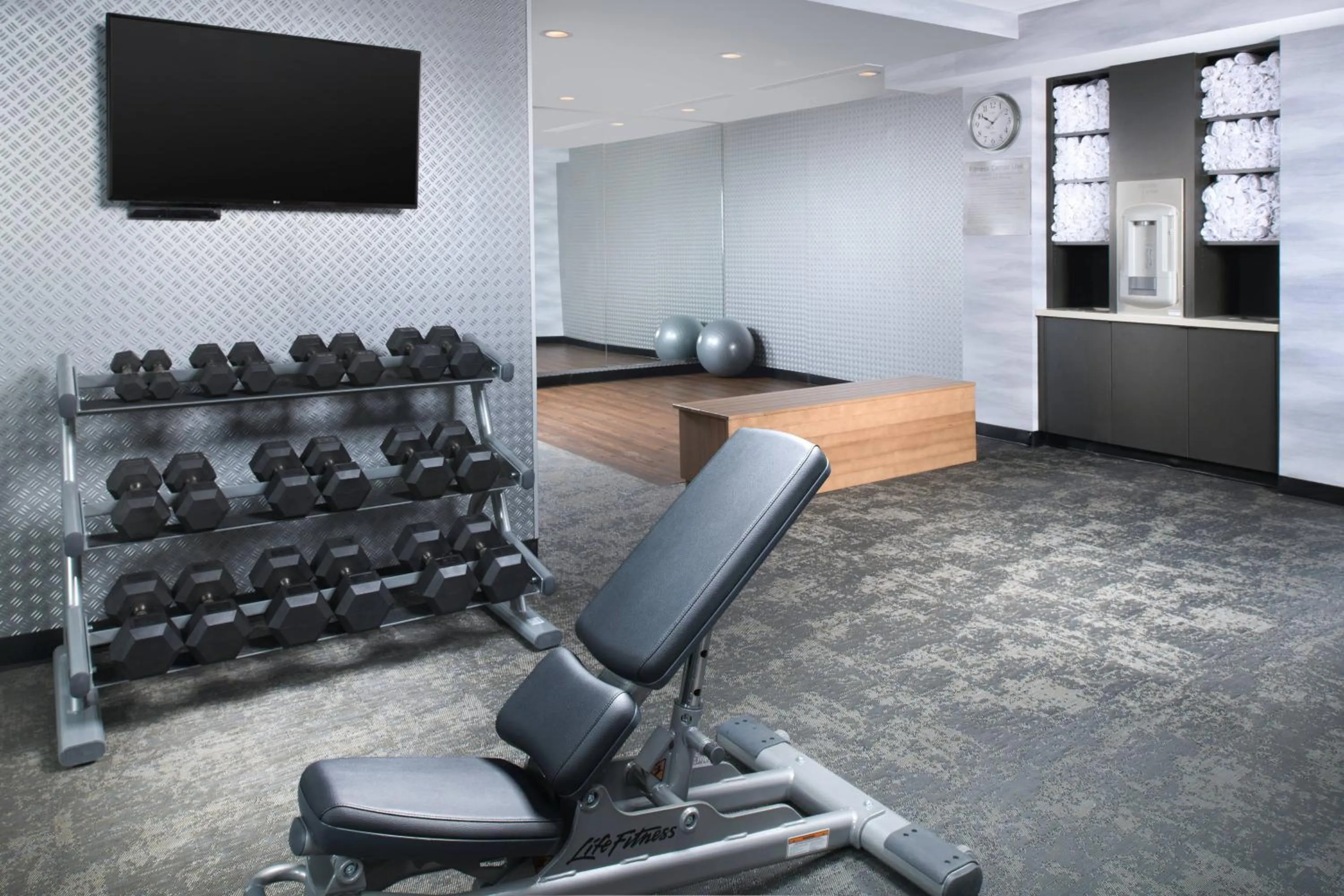 Fitness centre/facilities in Fairfield Inn & Suites by Marriott Athens