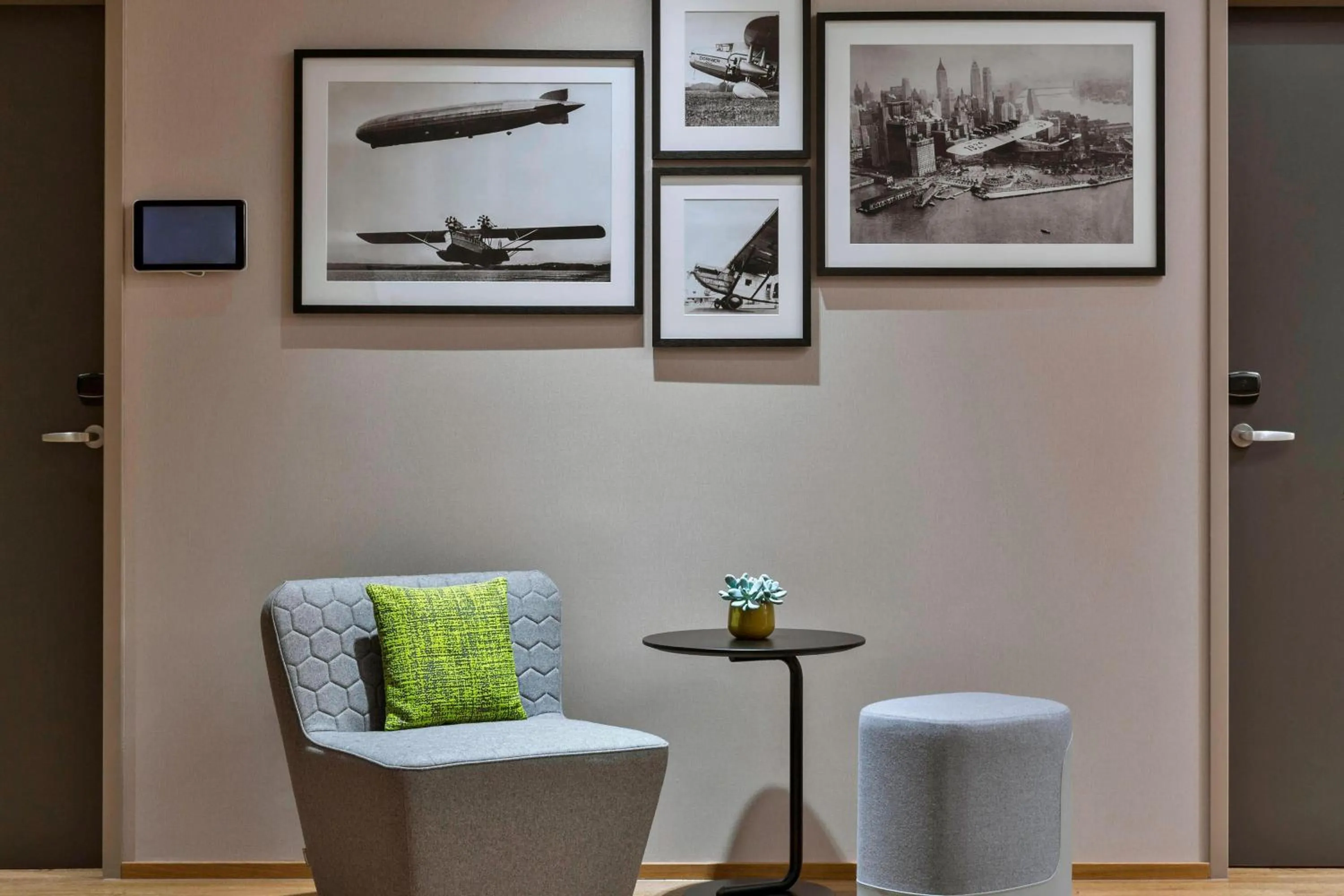 Meeting/conference room in Courtyard by Marriott Oberpfaffenhofen Munich South