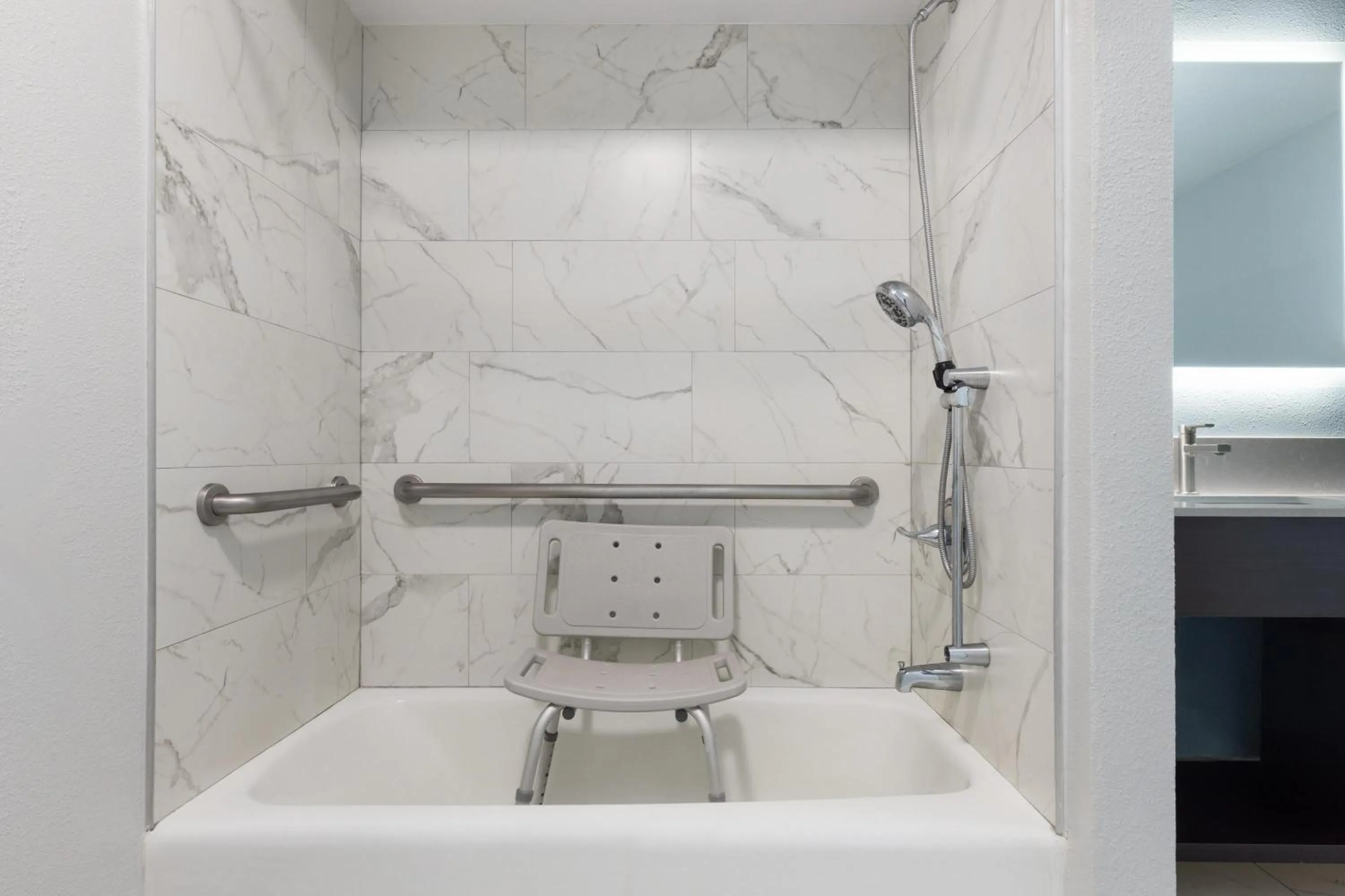 Bathroom in Red Lion Inn & Suites Lemoore