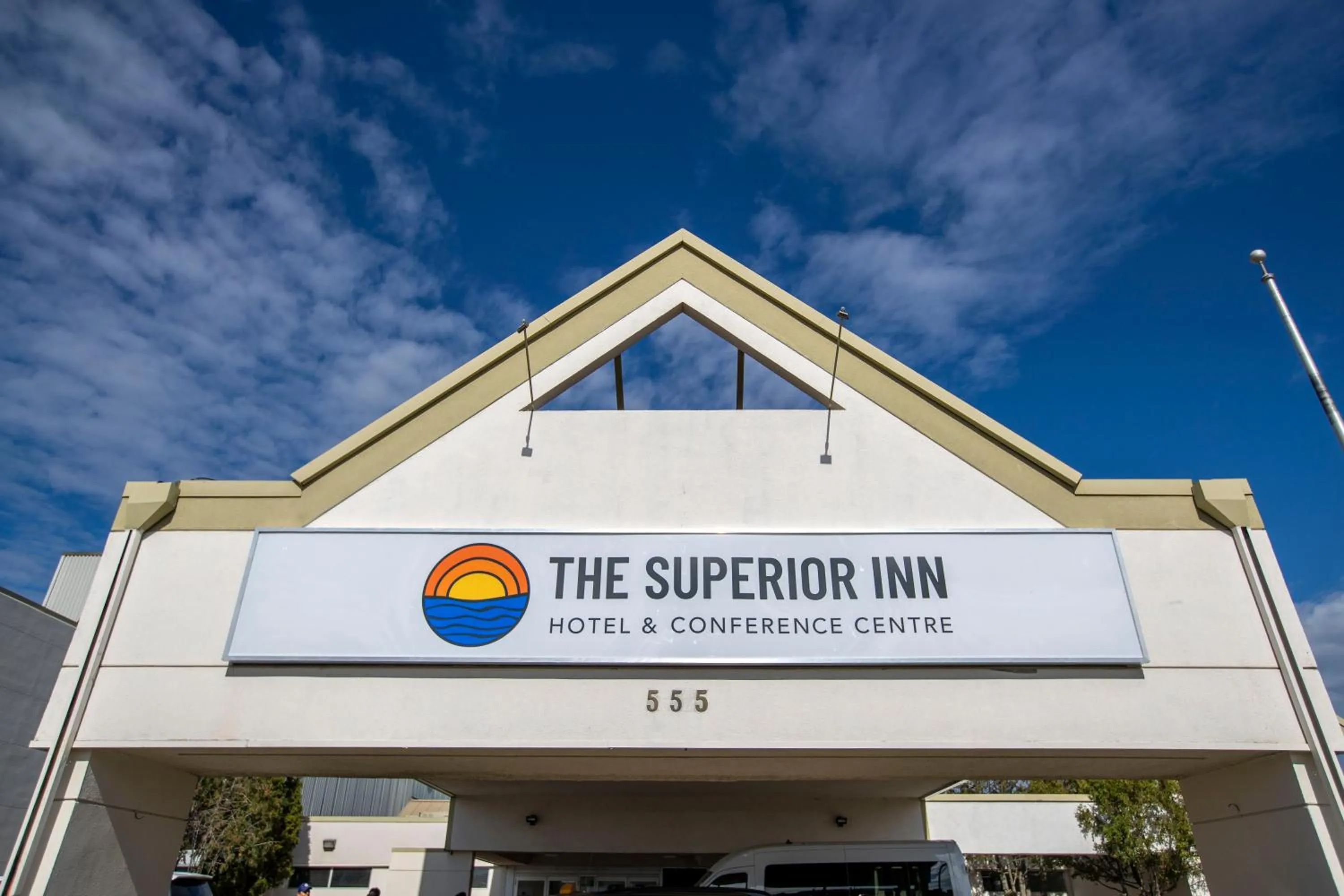 Property building in Superior Inn Hotel and Conference Centre Thunder Bay