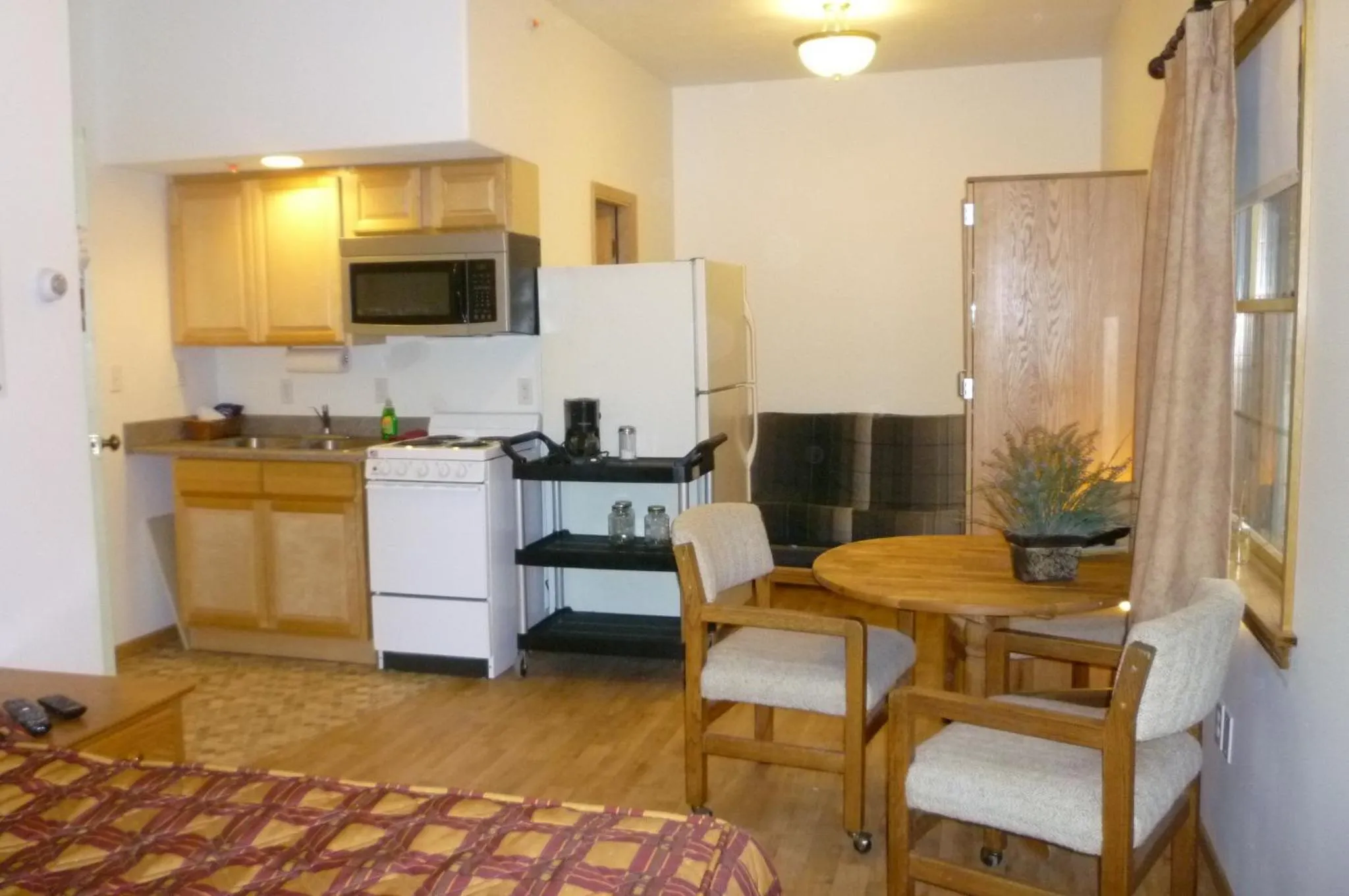 Kitchen or kitchenette in Abbey Archway Inn