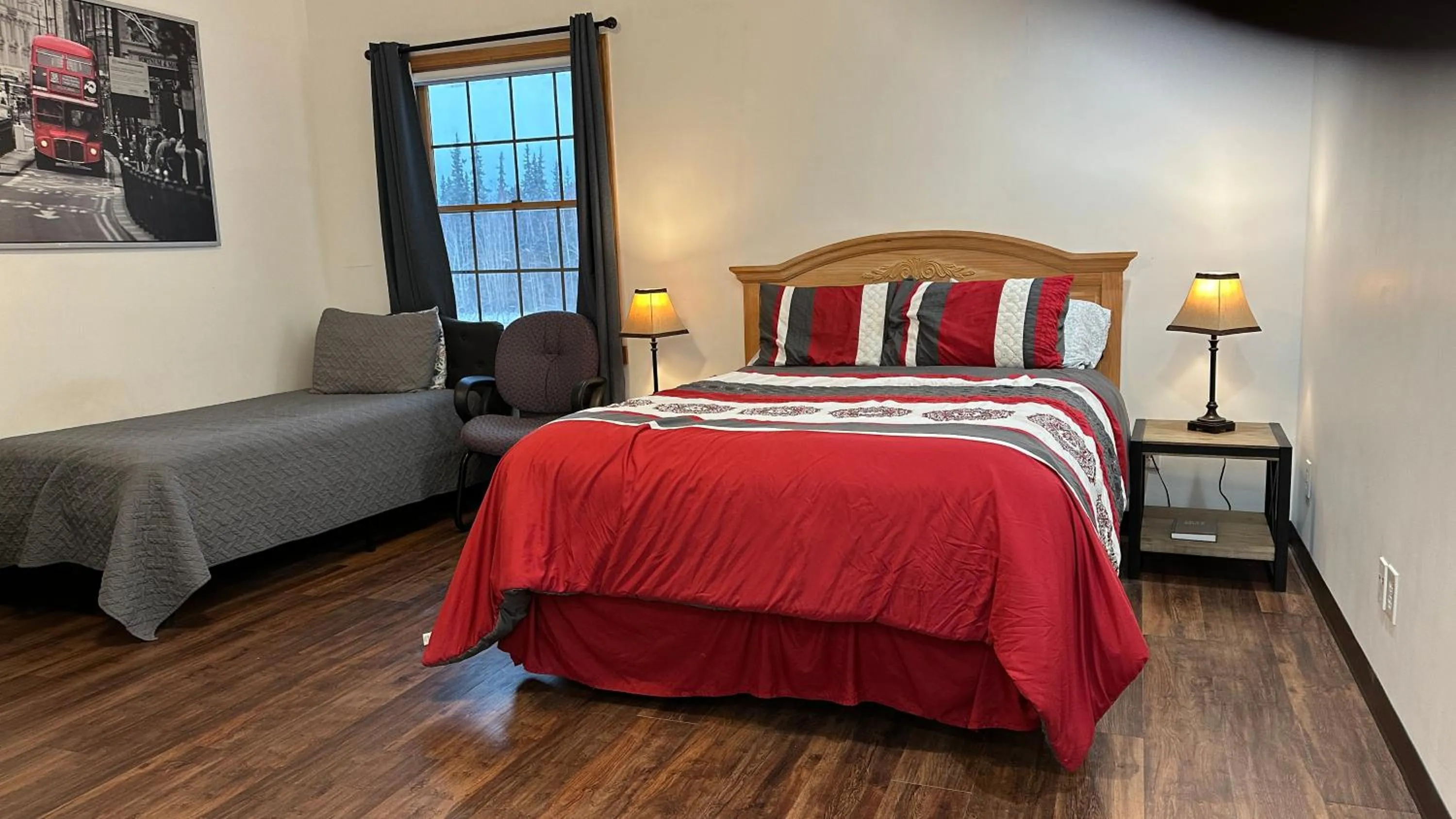 Bed in Abbey Archway Inn