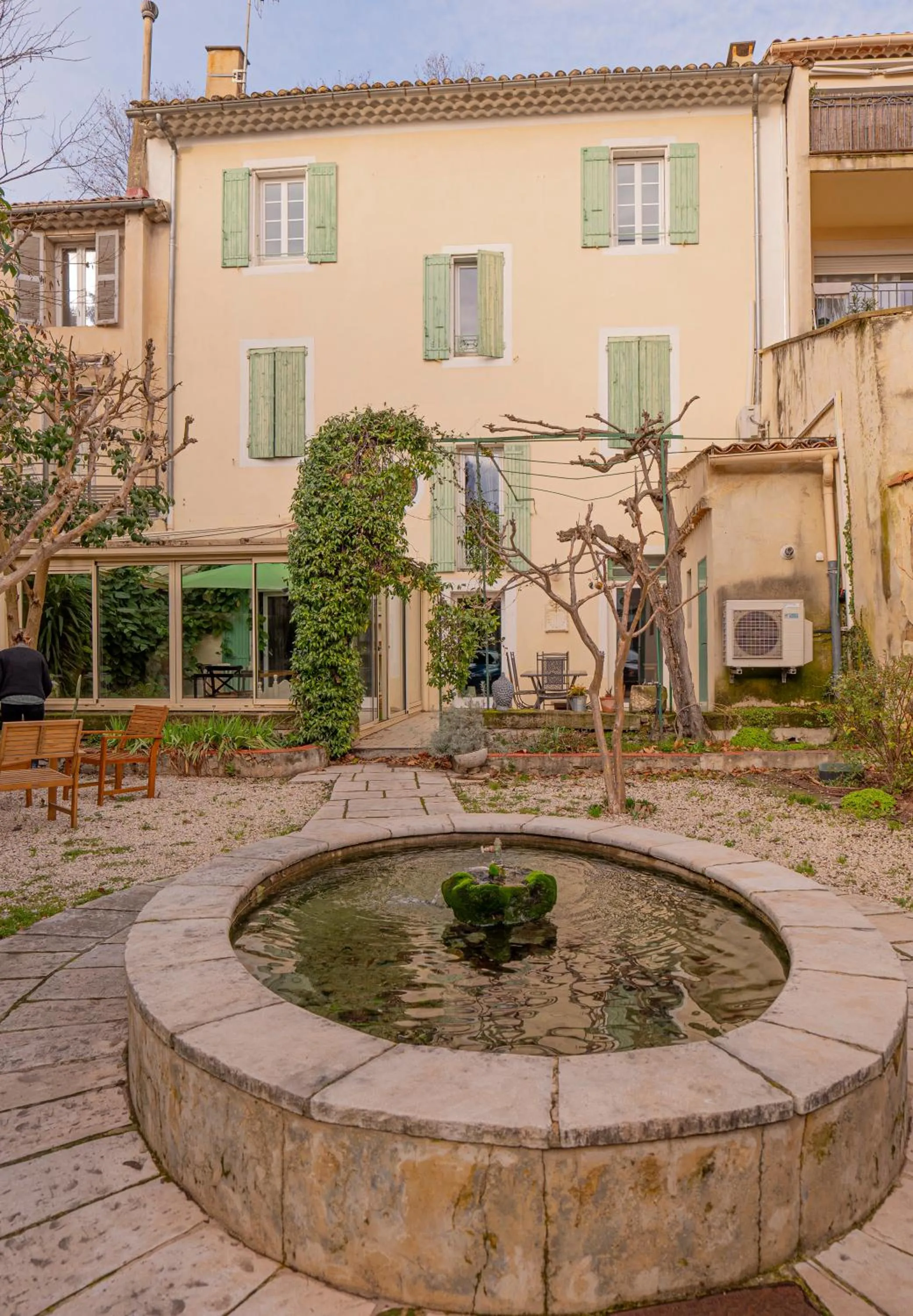 Property building in Effets Personnels