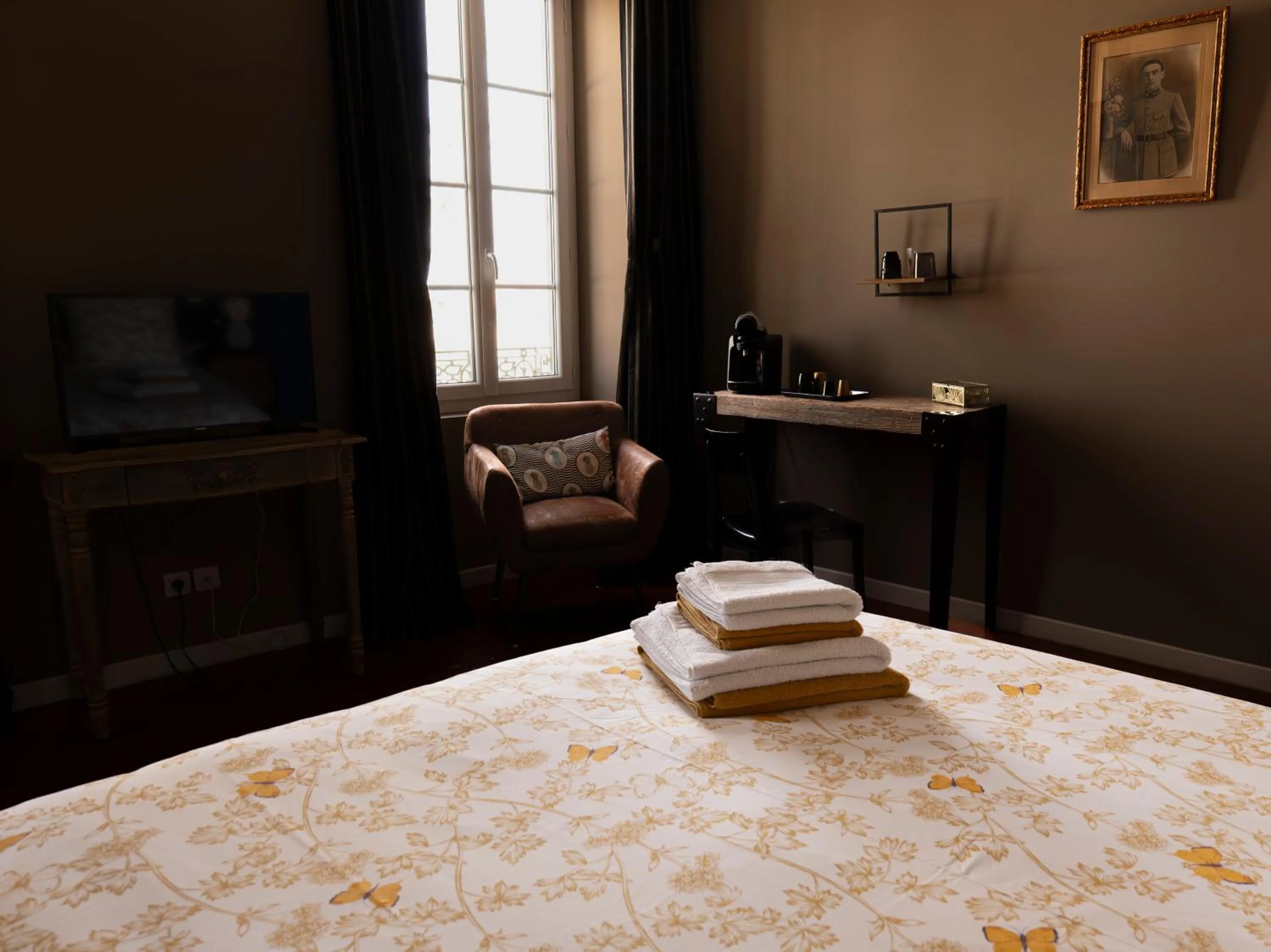 Decorative detail, Bed in Effets Personnels