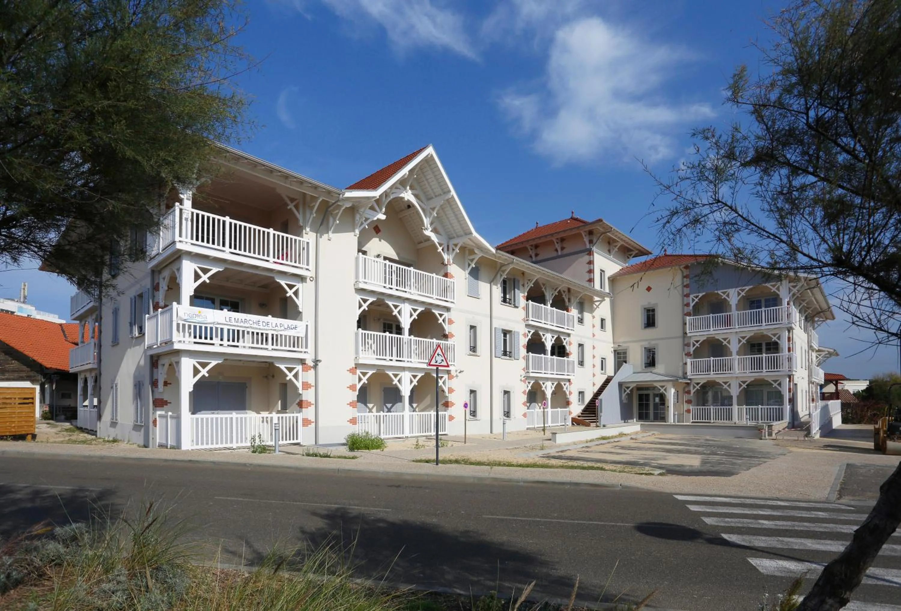 Facade/entrance in Résidence Néméa Le Marché de la Plage