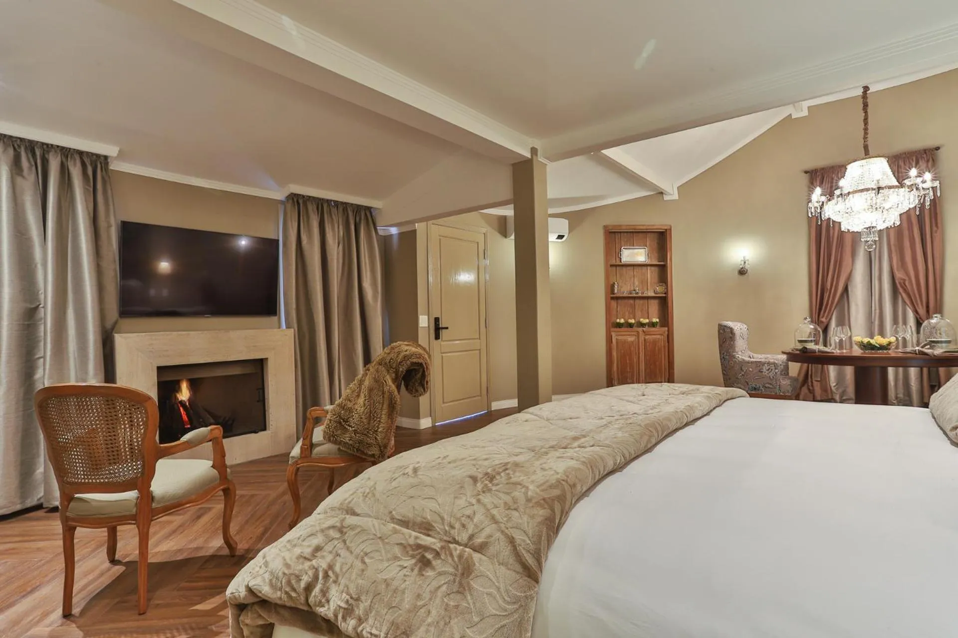 Communal lounge/ TV room, Bed in Villa Casato Residenza Boutique