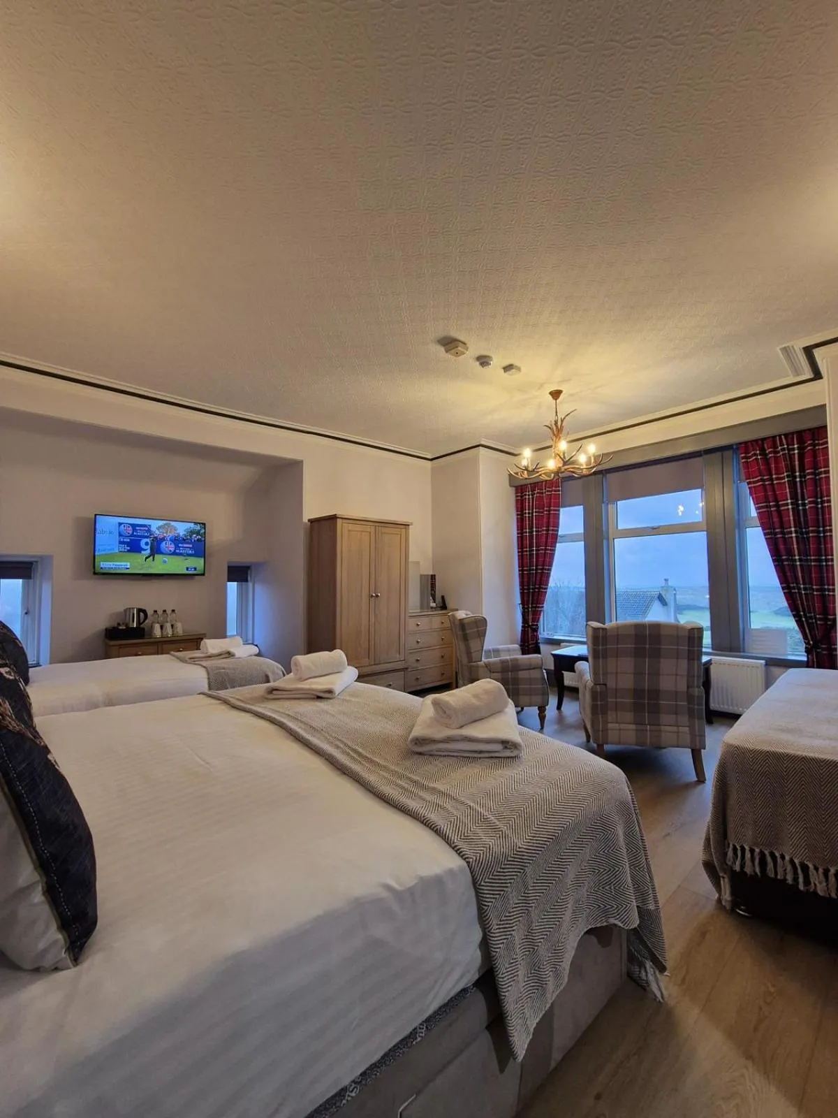 Bed in St Olaf Golf Hotel