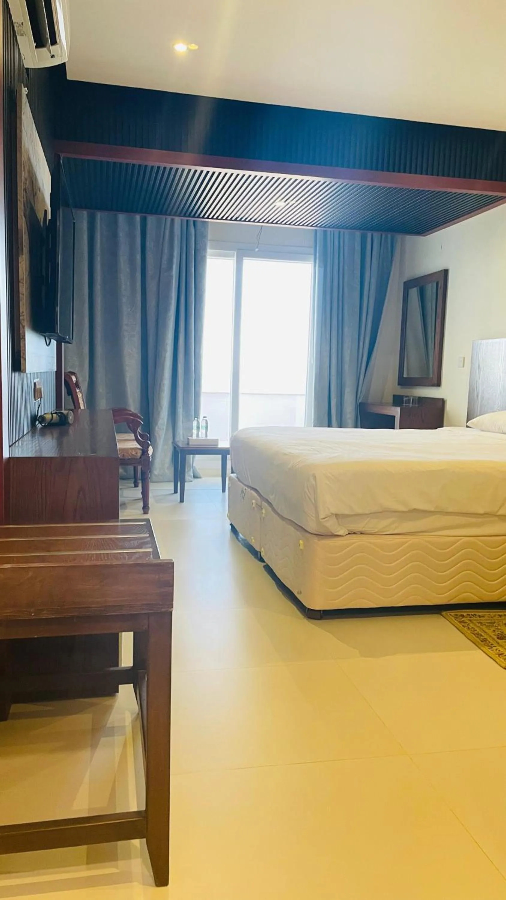 Bed in Resort Sur Beach Holiday