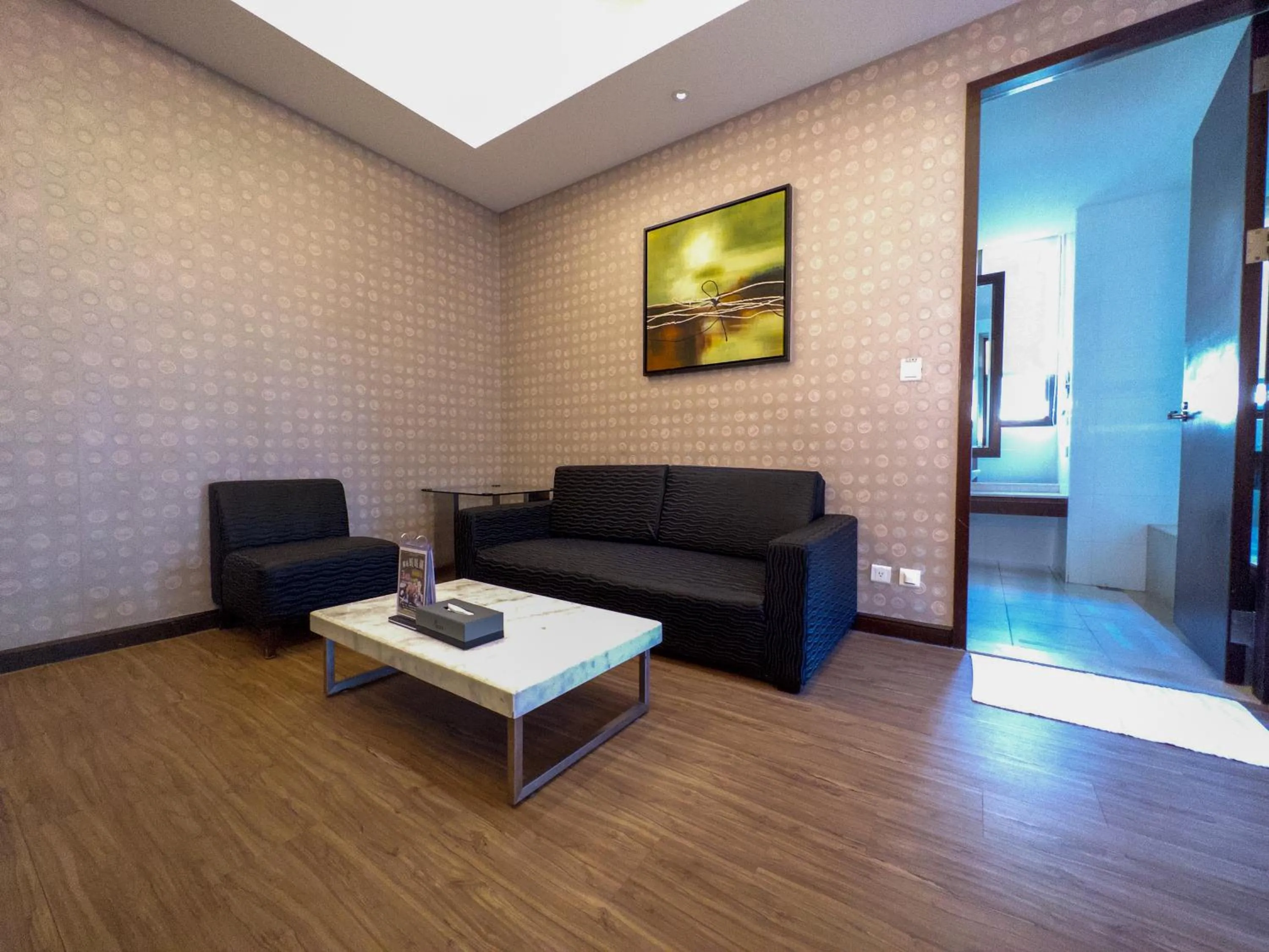 Photo of the whole room in Norway Forest Tamsui Motel