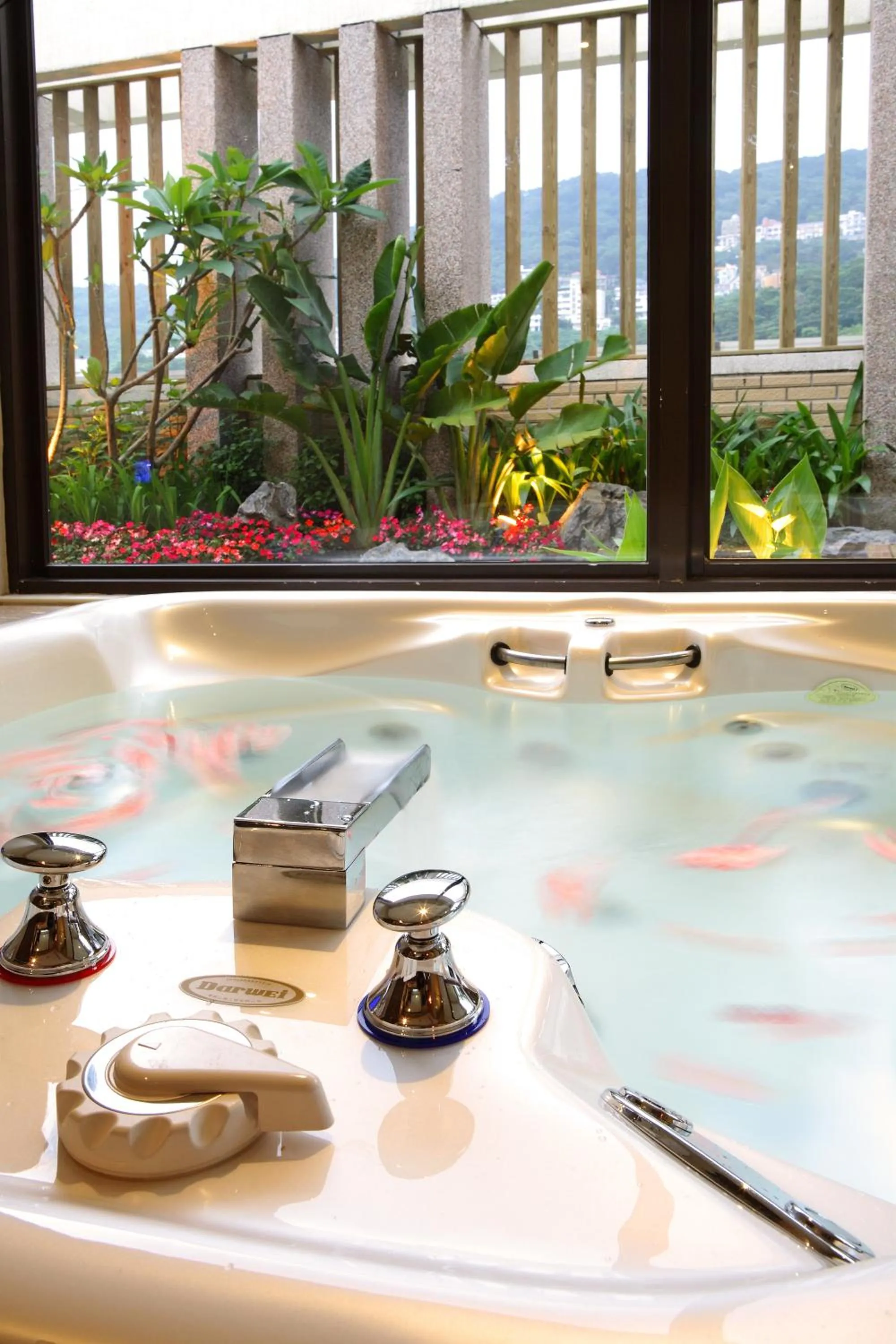 Bathroom in Norway Forest Tamsui Motel