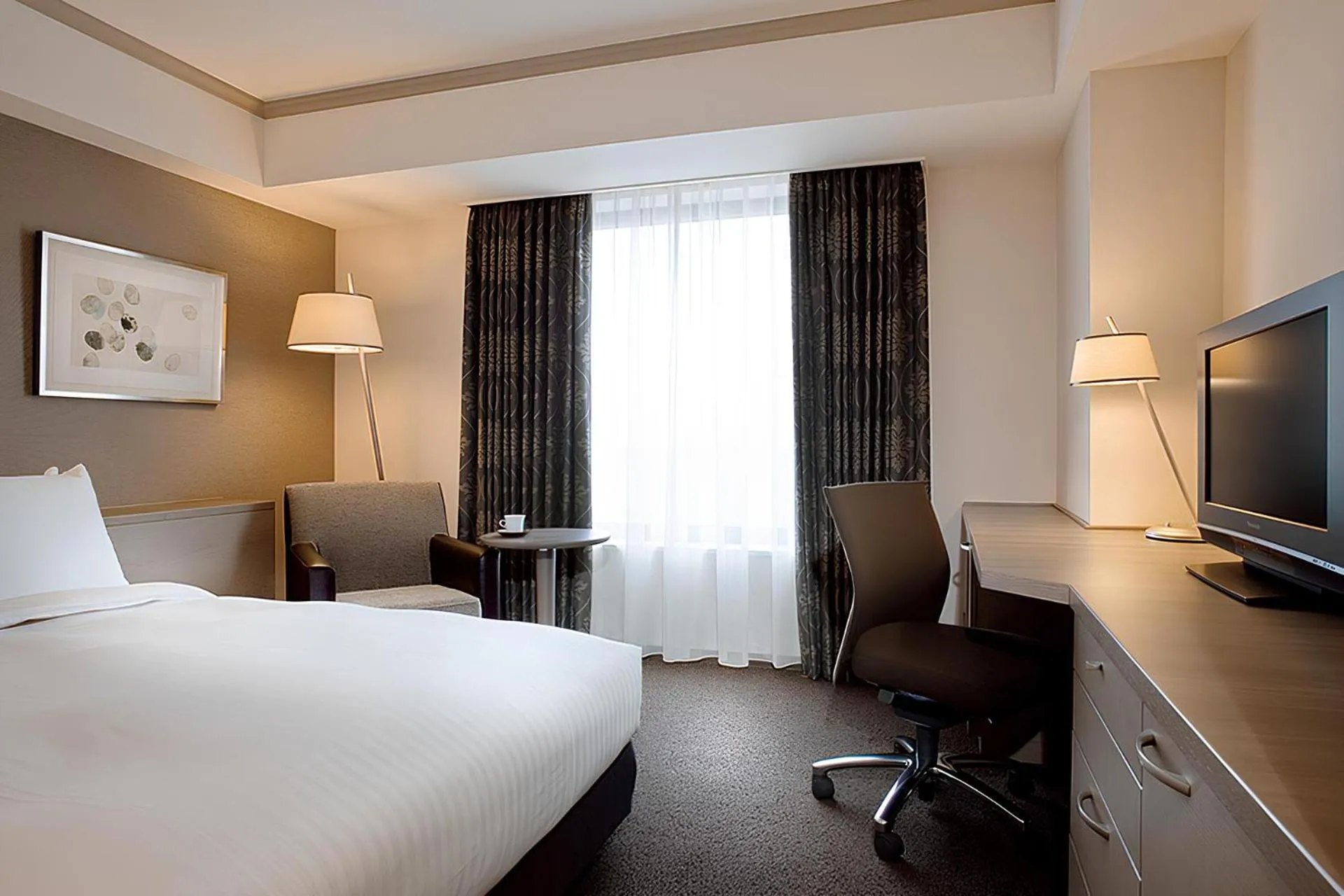 Bed in Hotel Nikko Fukuoka